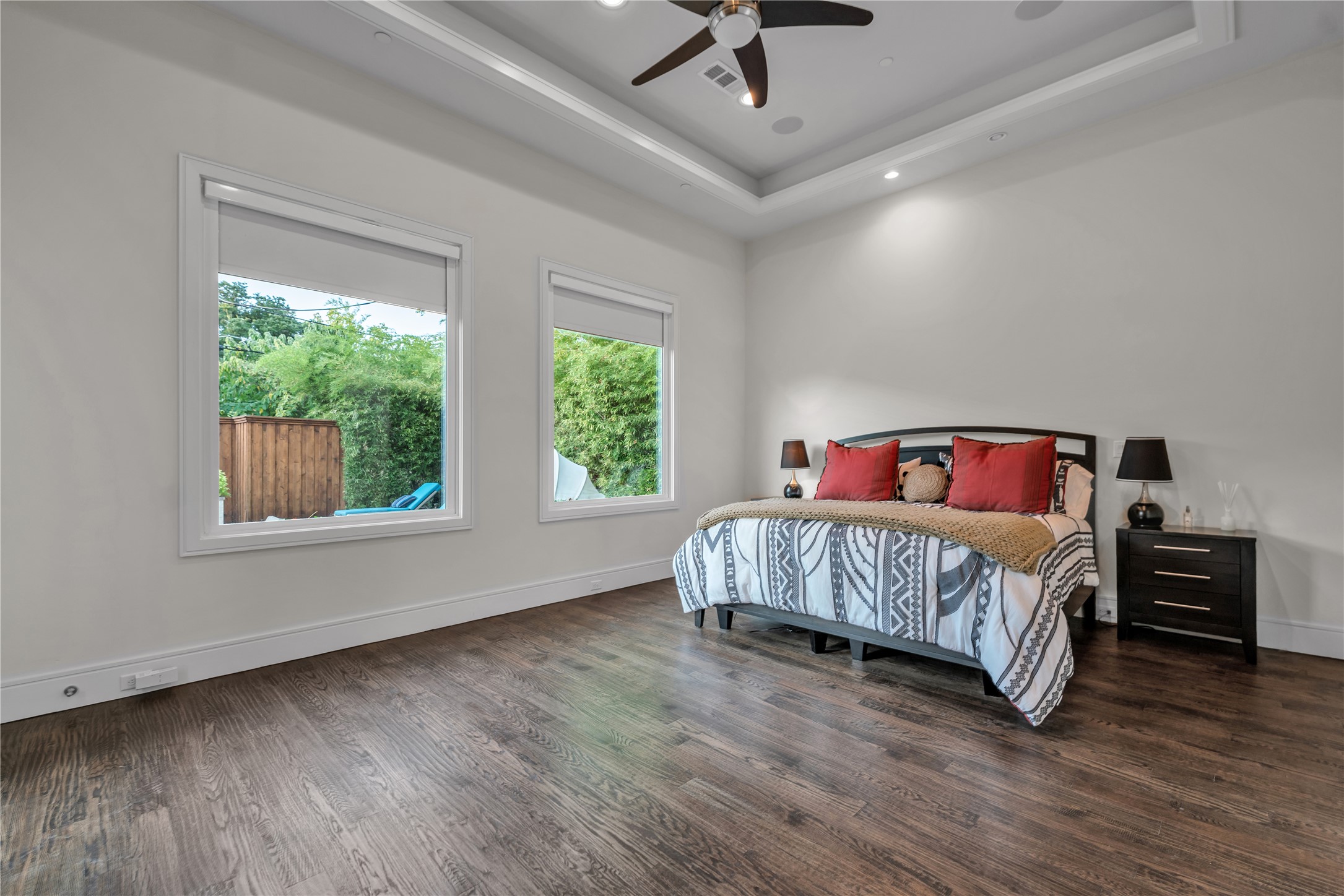 5823 Caladium Drive