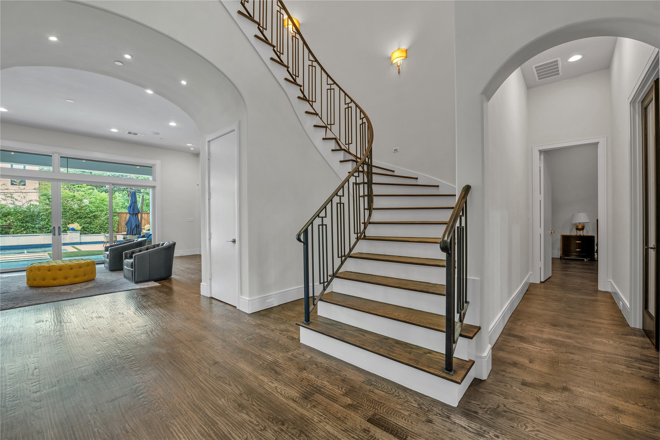 5823 Caladium Drive