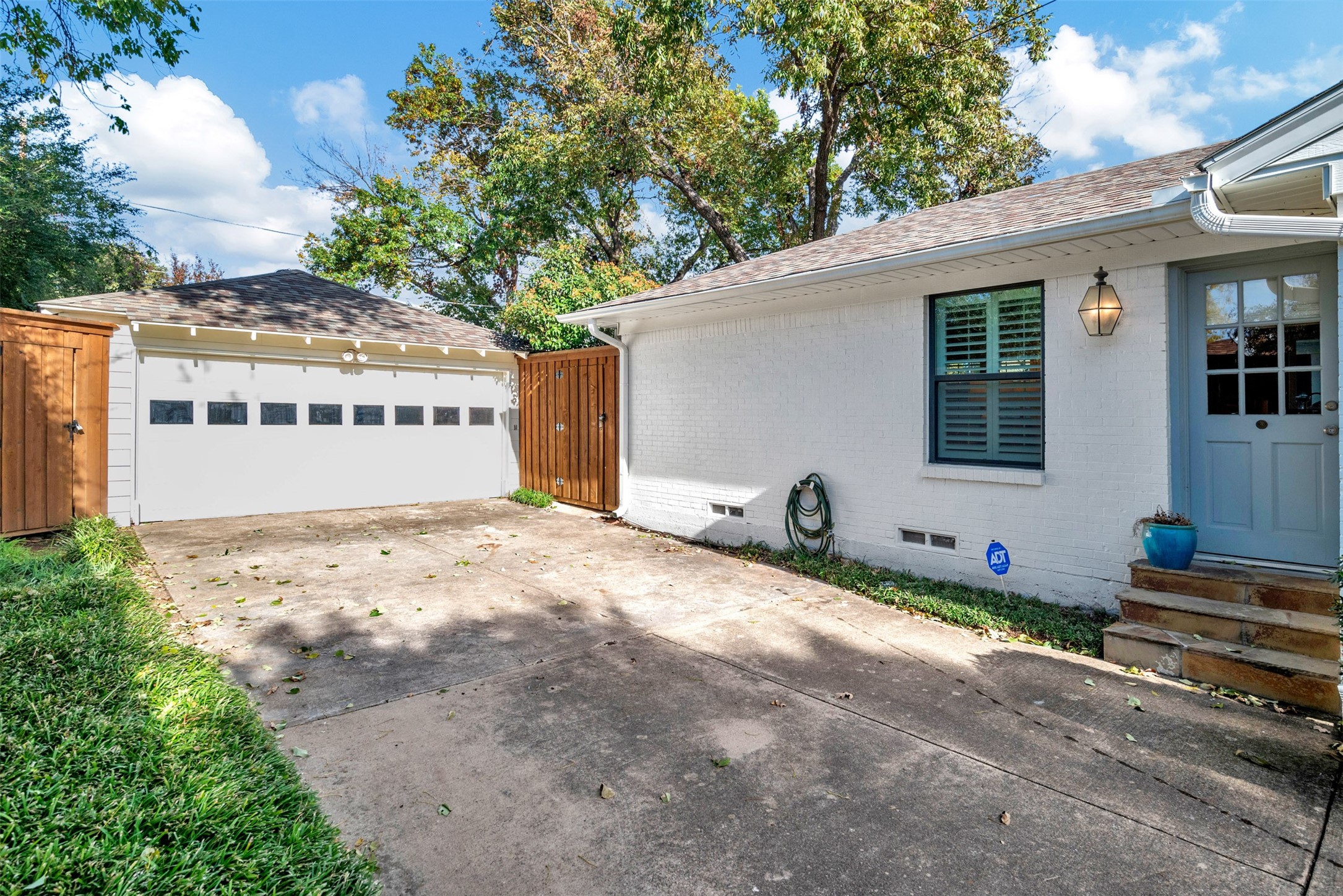 4157 Park Lane
