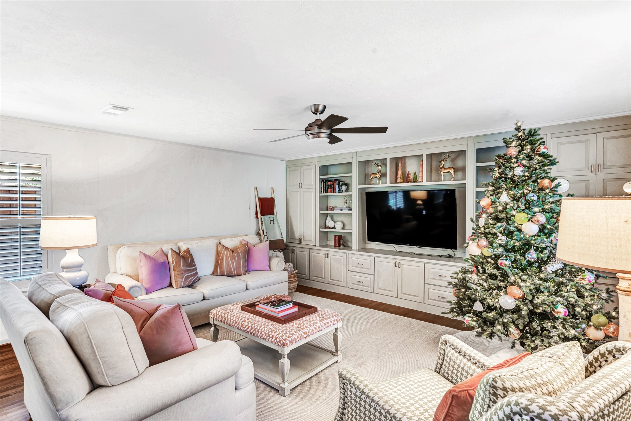 4157 Park Lane