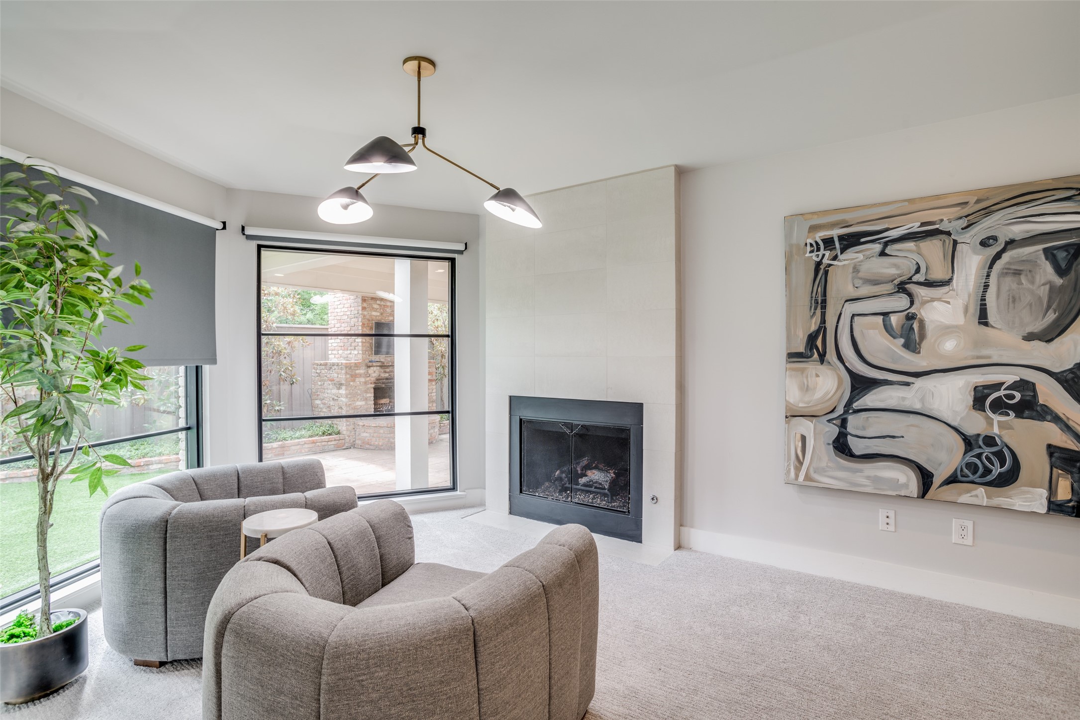 5922 Club Oaks Drive