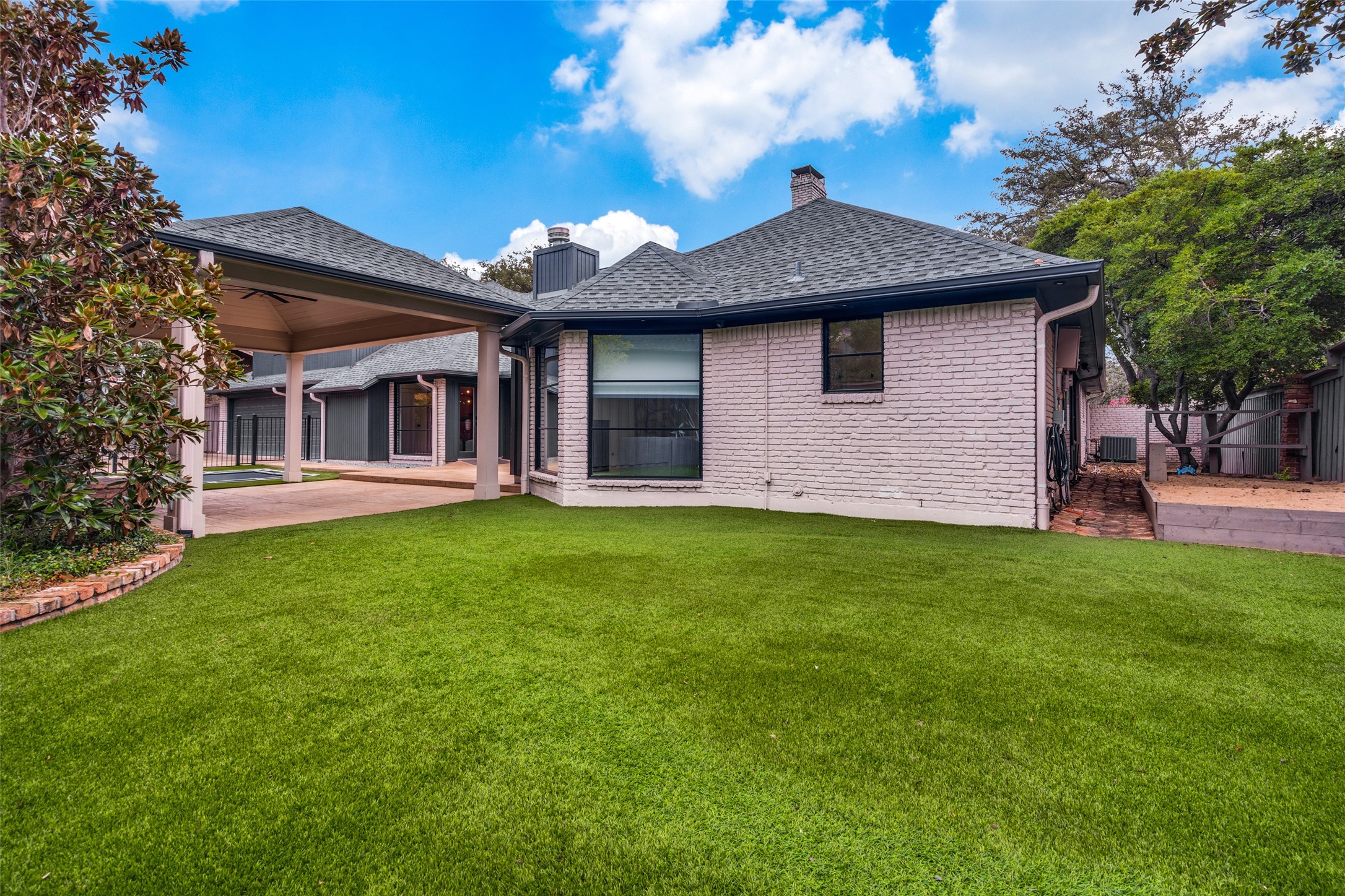 5922 Club Oaks Drive