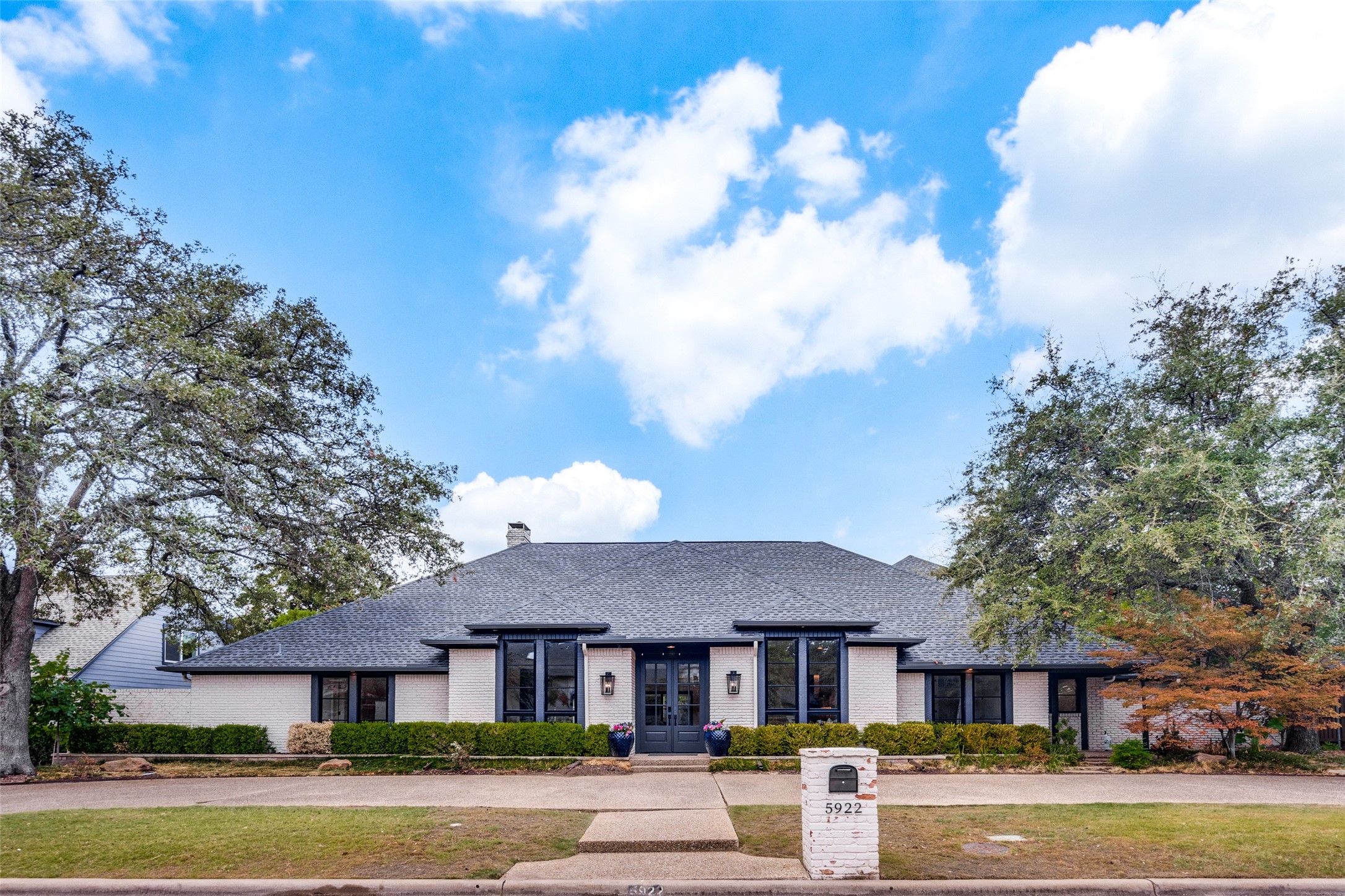 5922 Club Oaks Drive