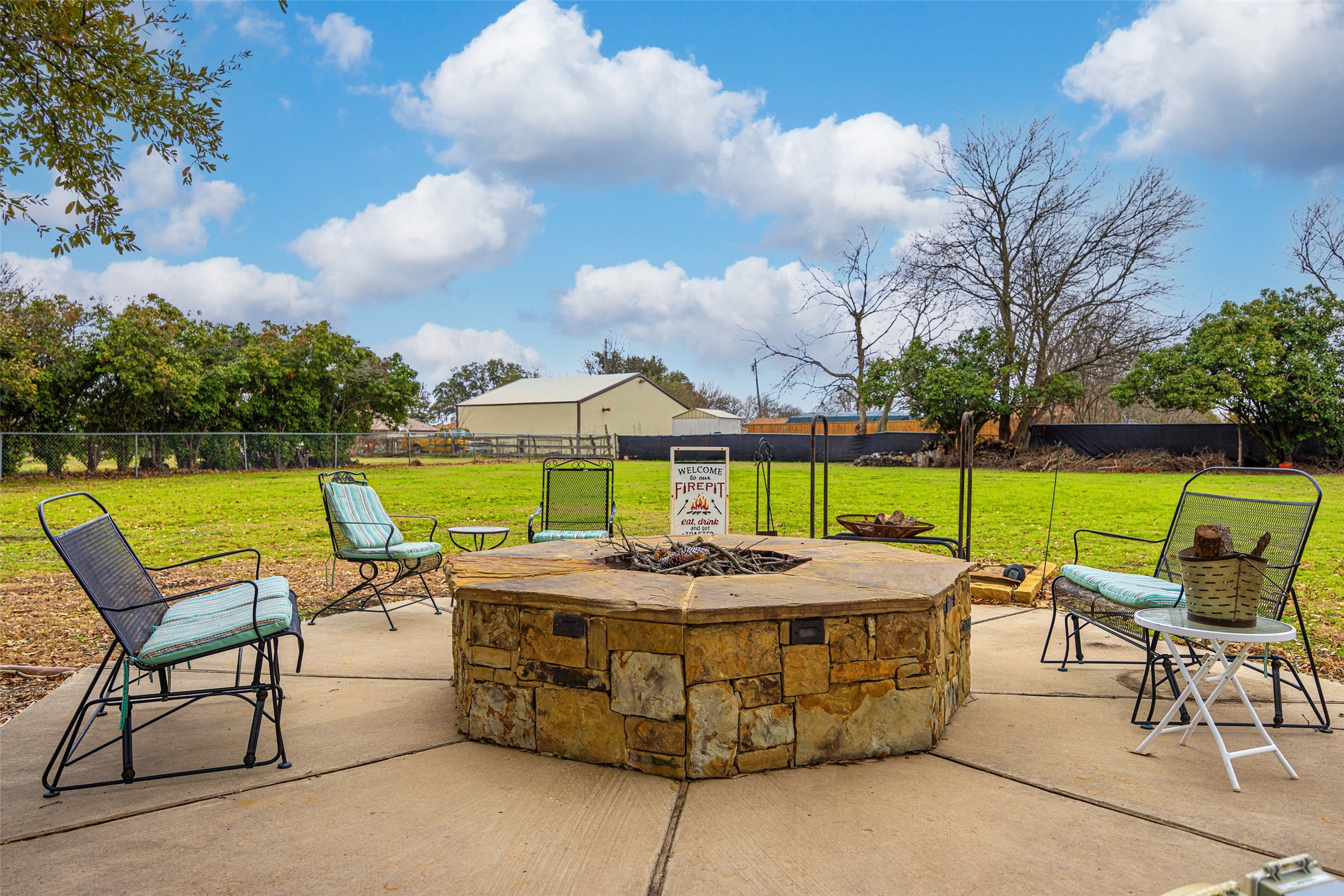416 Ridgeview Drive