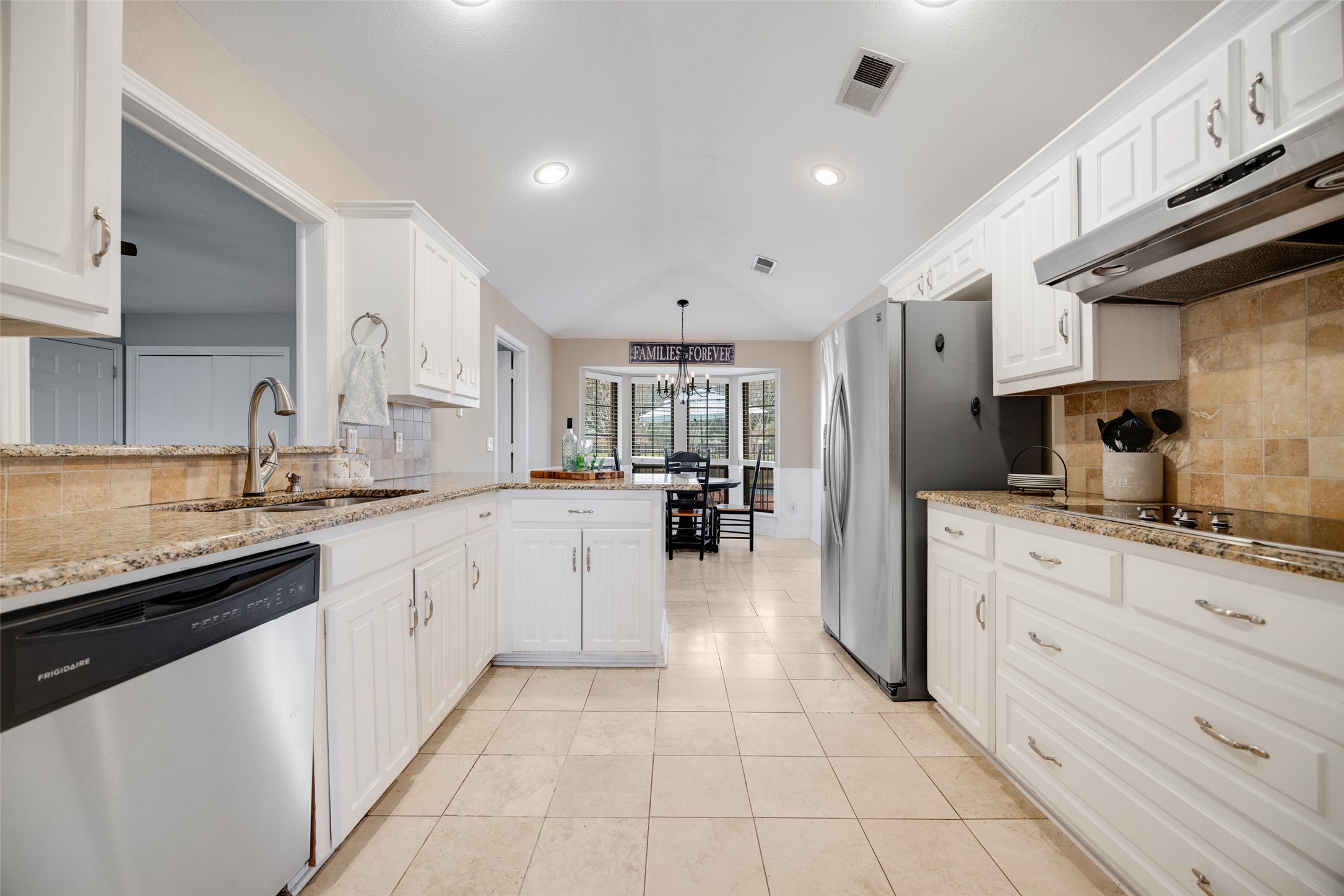 416 Ridgeview Drive