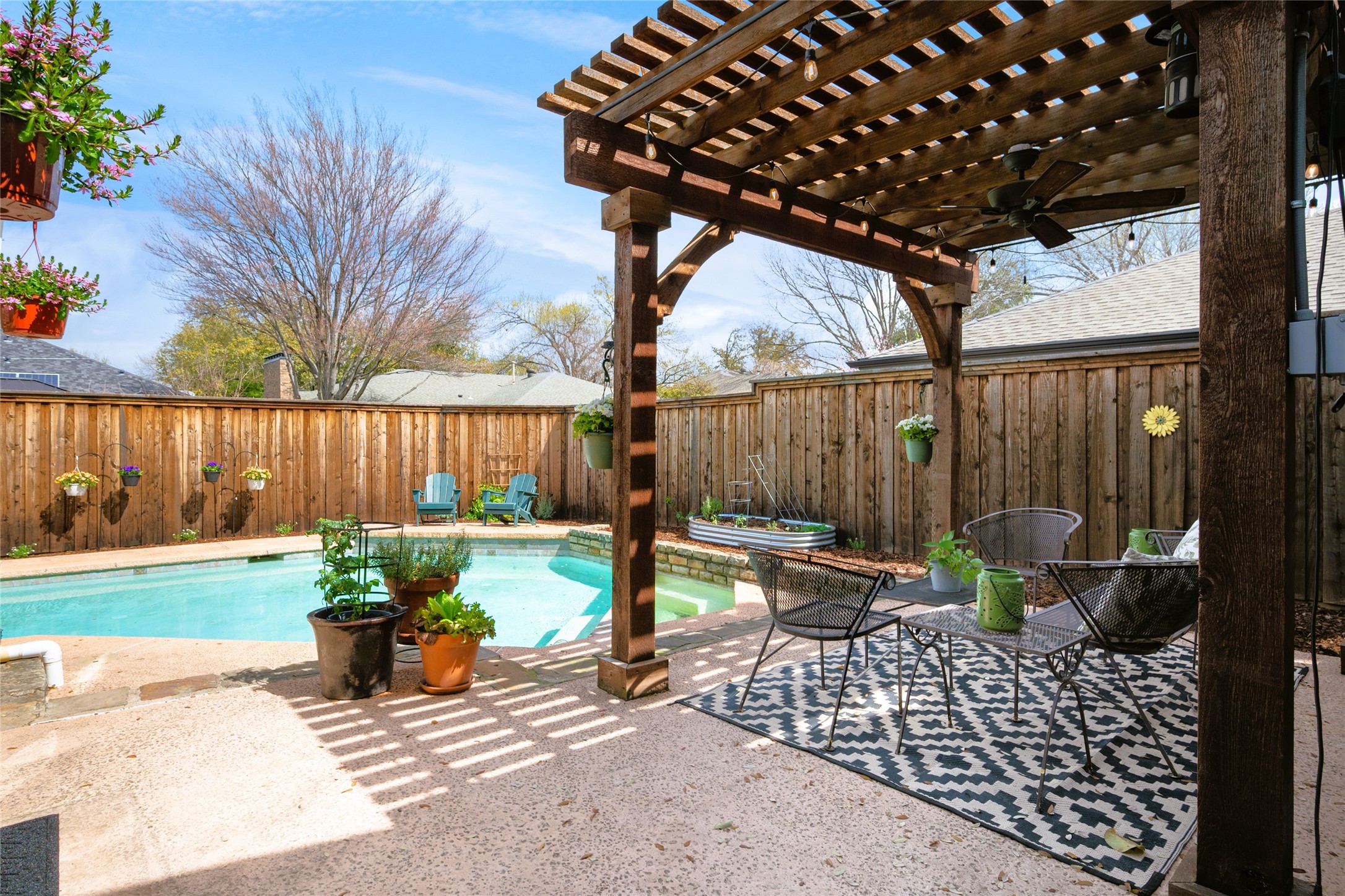6023 Yellow Rock Trail