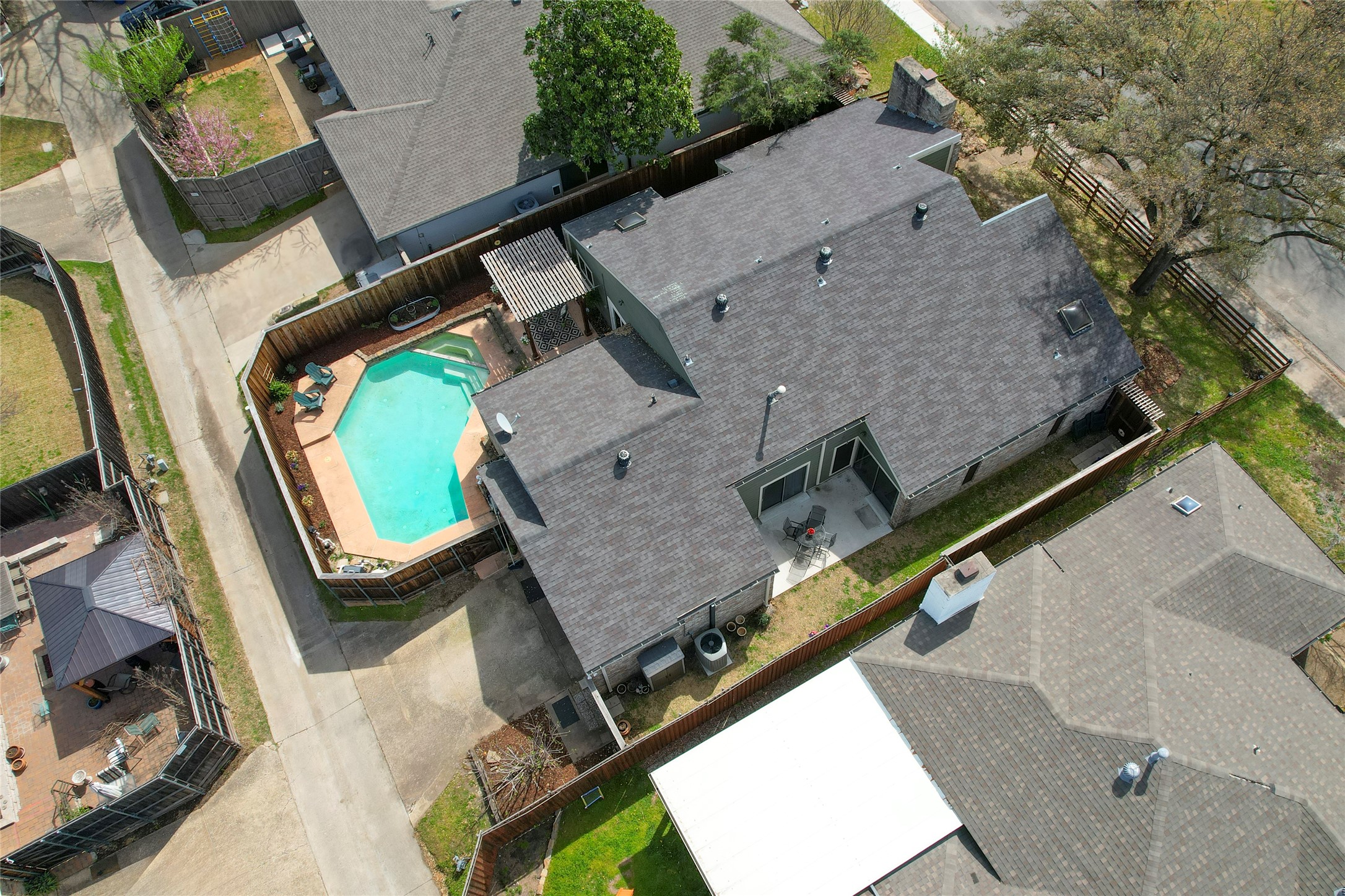6023 Yellow Rock Trail