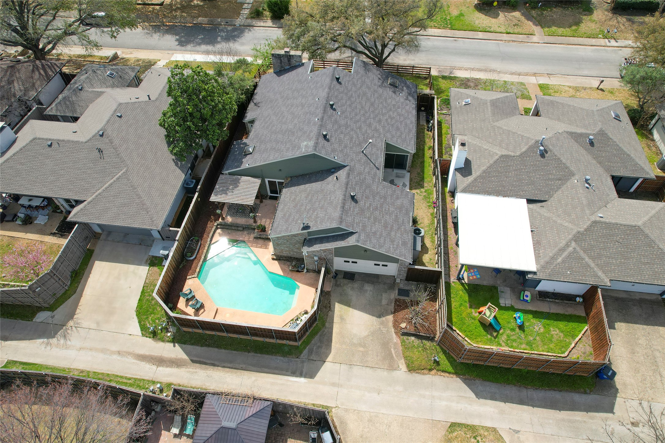 6023 Yellow Rock Trail