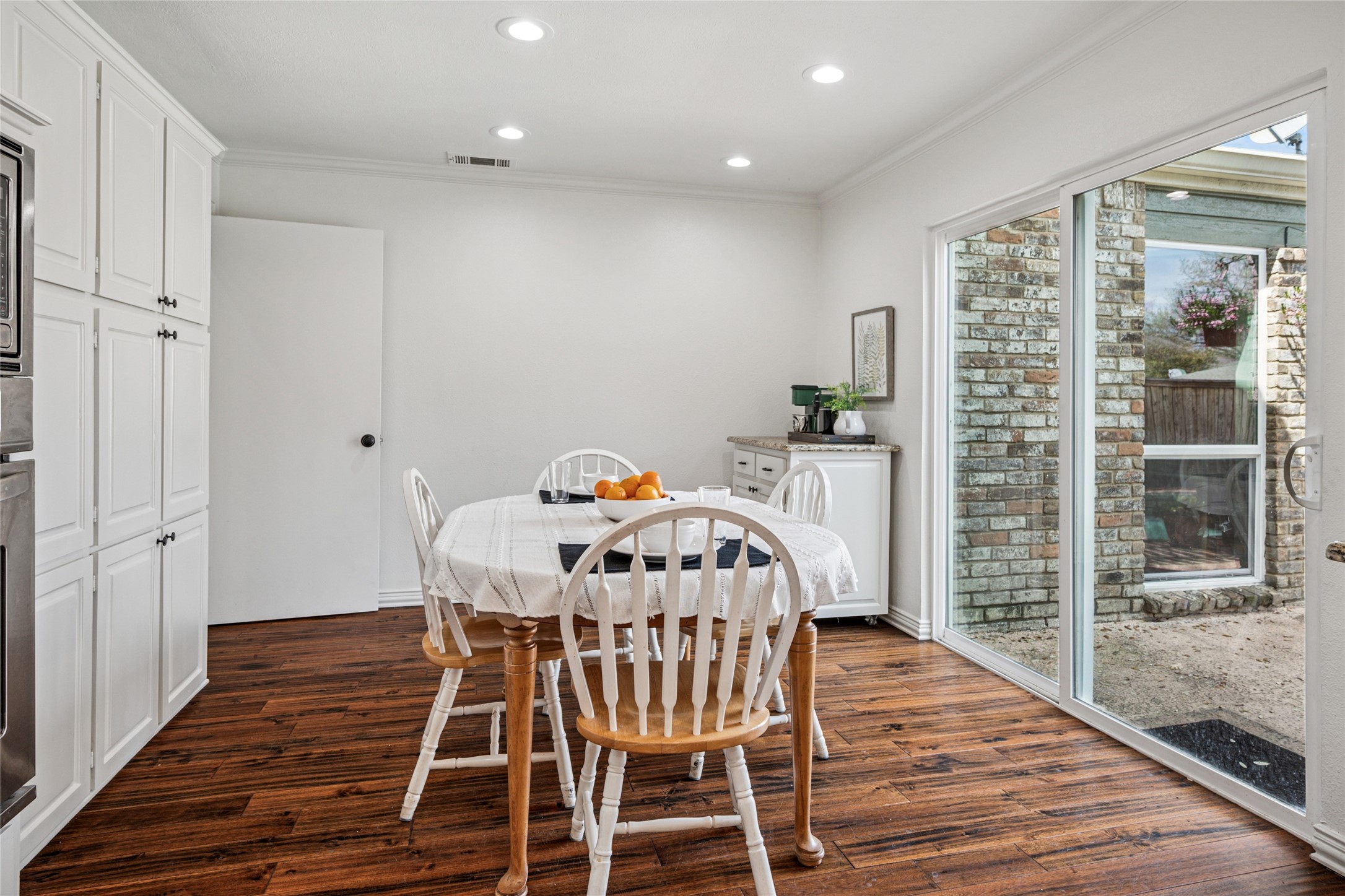 6023 Yellow Rock Trail