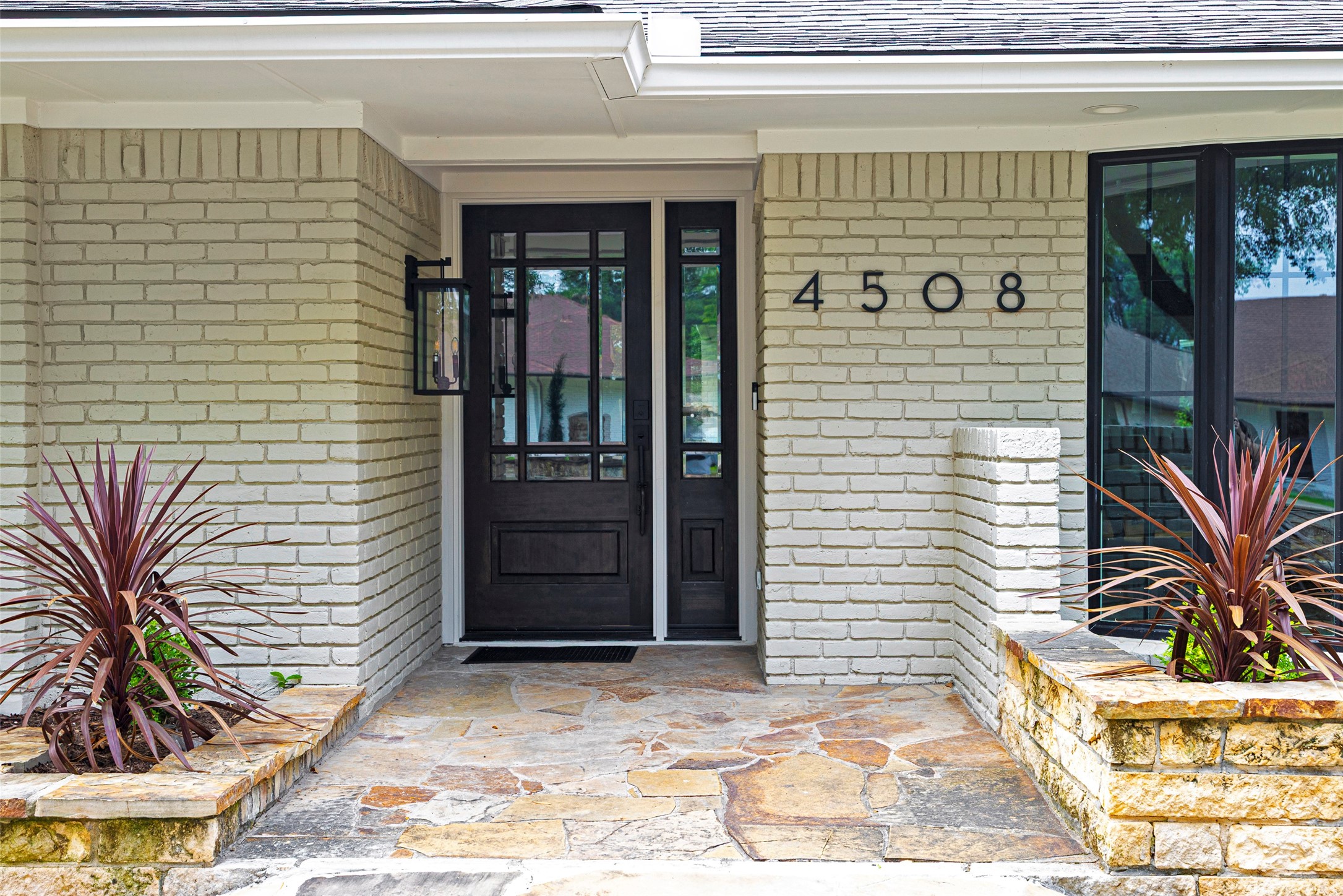 4508 Thunder Road