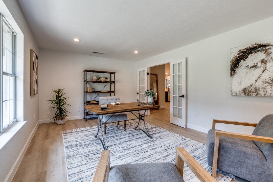 928 Westbrook Drive