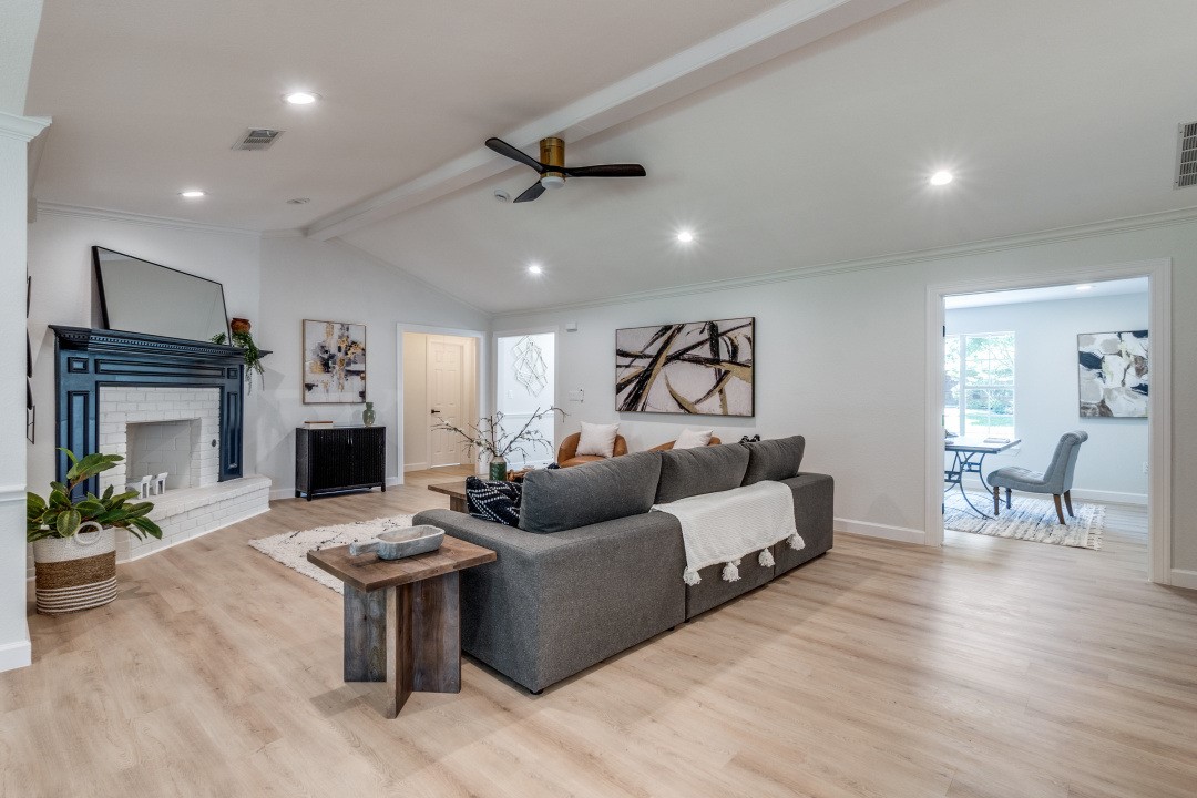 928 Westbrook Drive