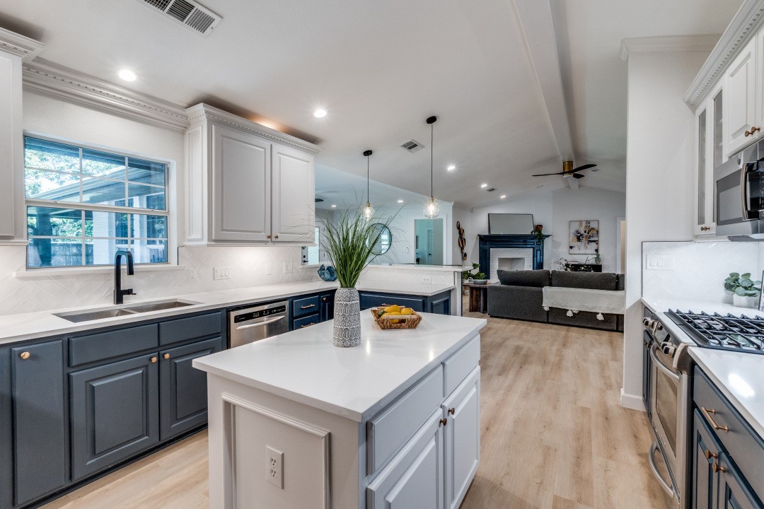 928 Westbrook Drive