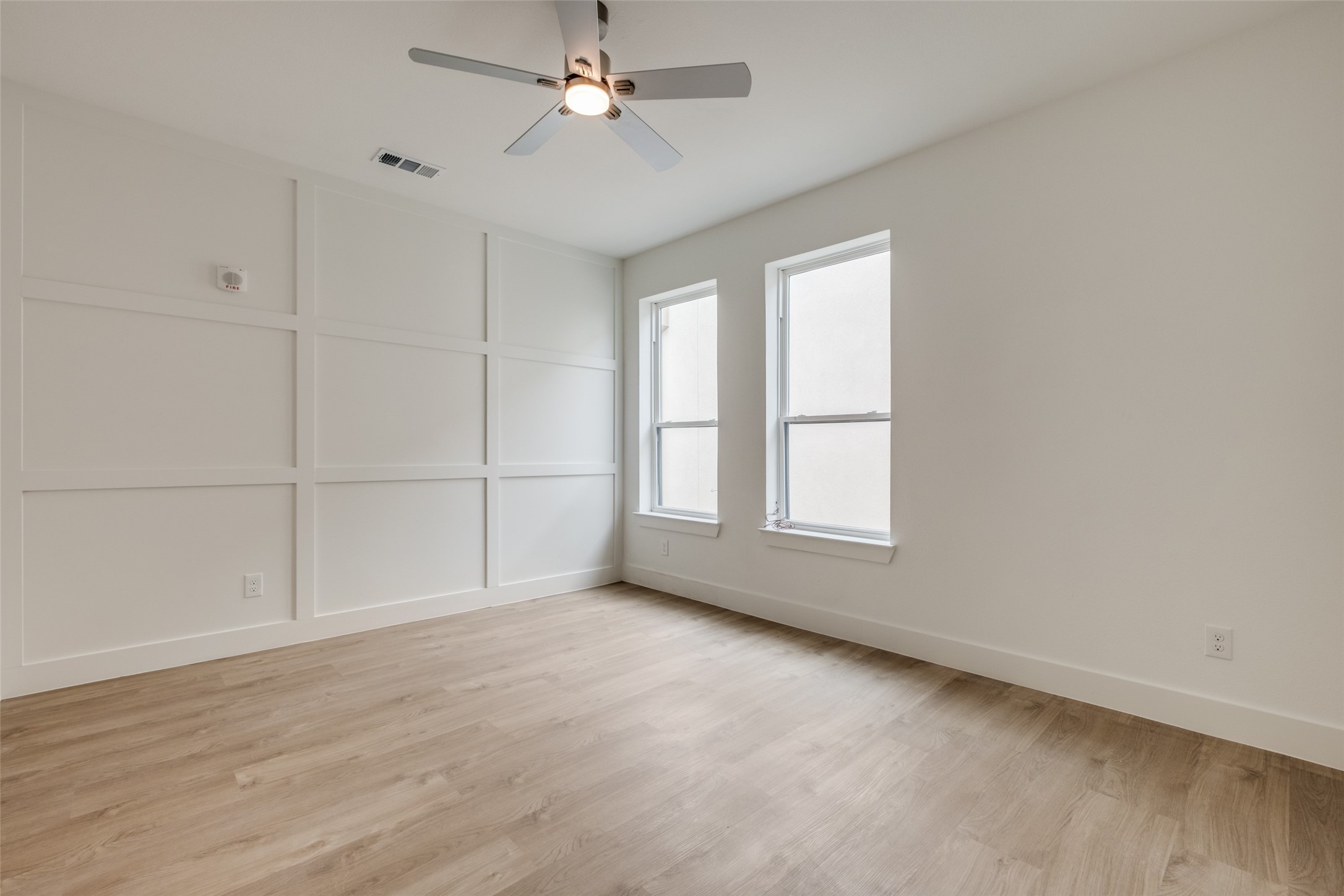 2015 N Prairie Avenue 201