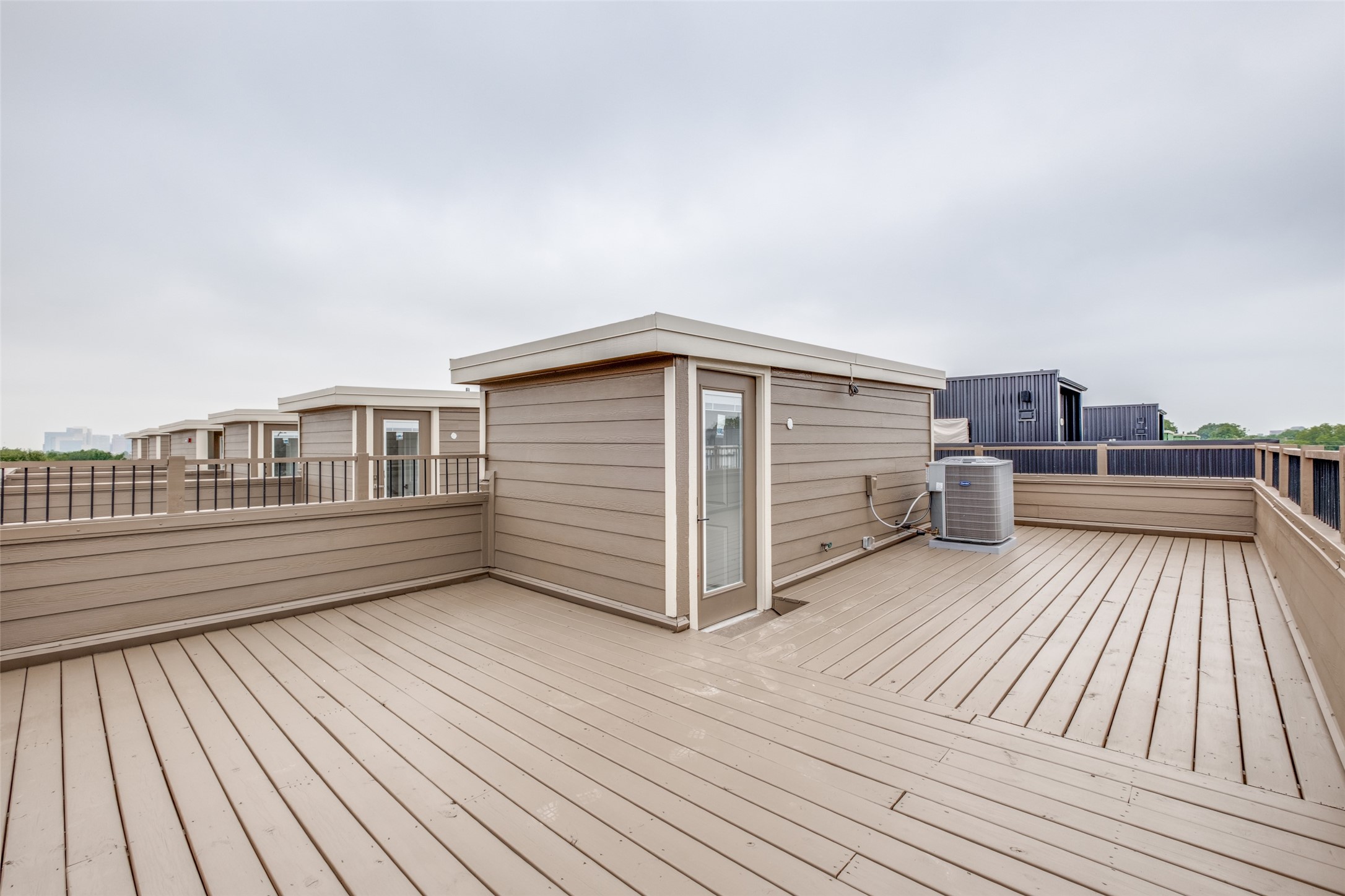 2015 N Prairie Avenue 104