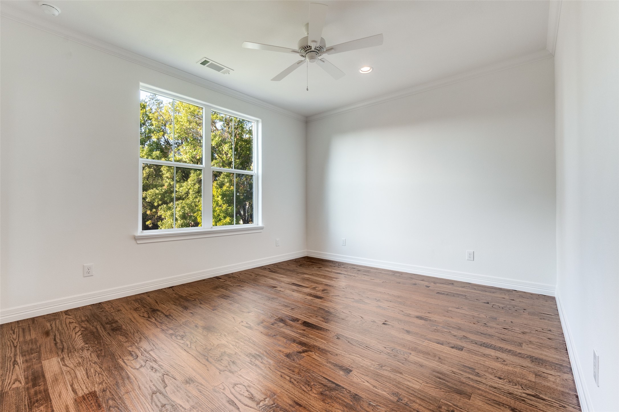 6831 Casa Loma Avenue