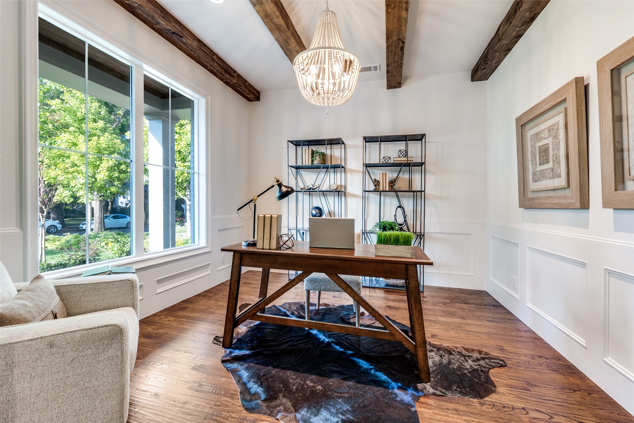 6831 Casa Loma Avenue