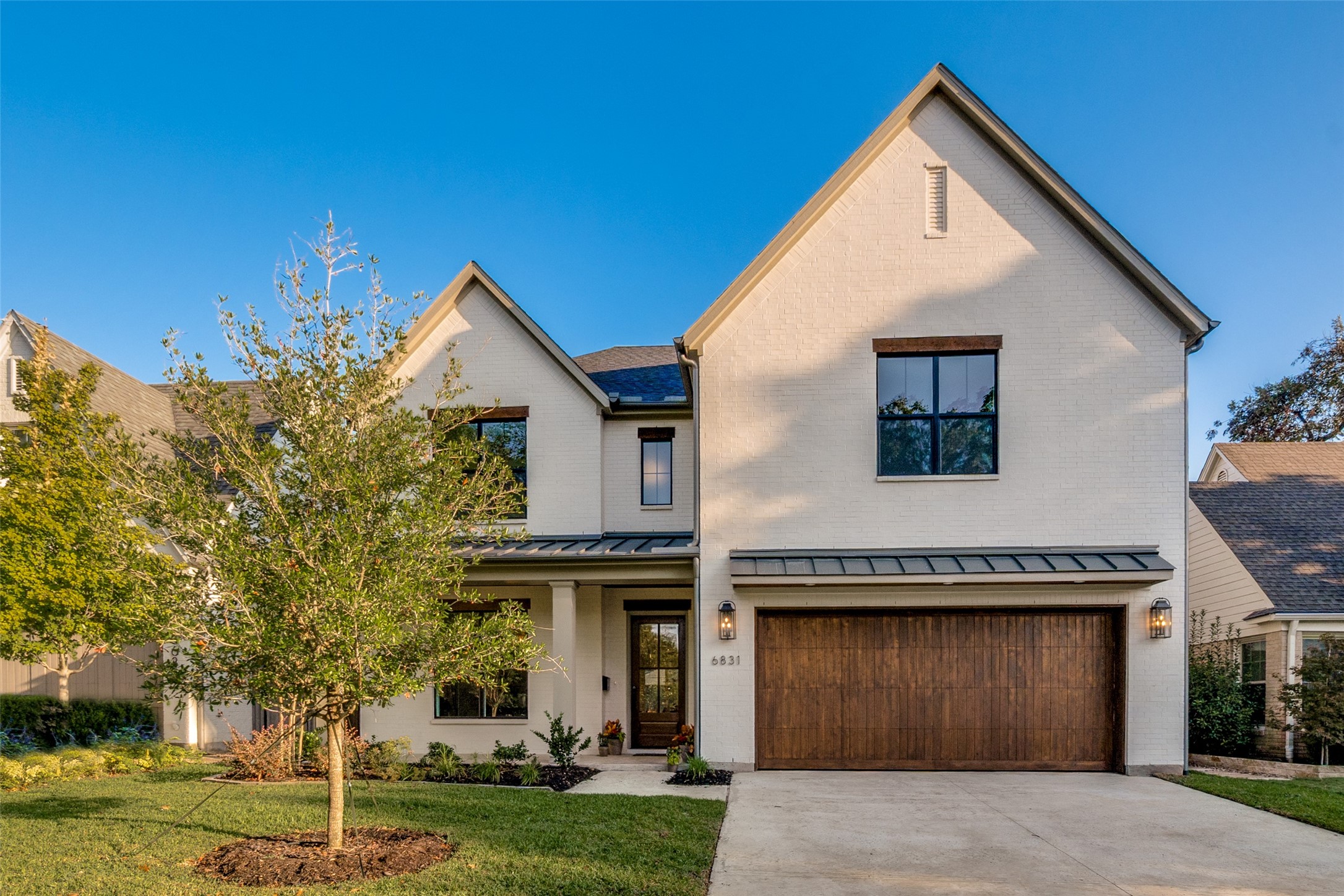 6831 Casa Loma Avenue