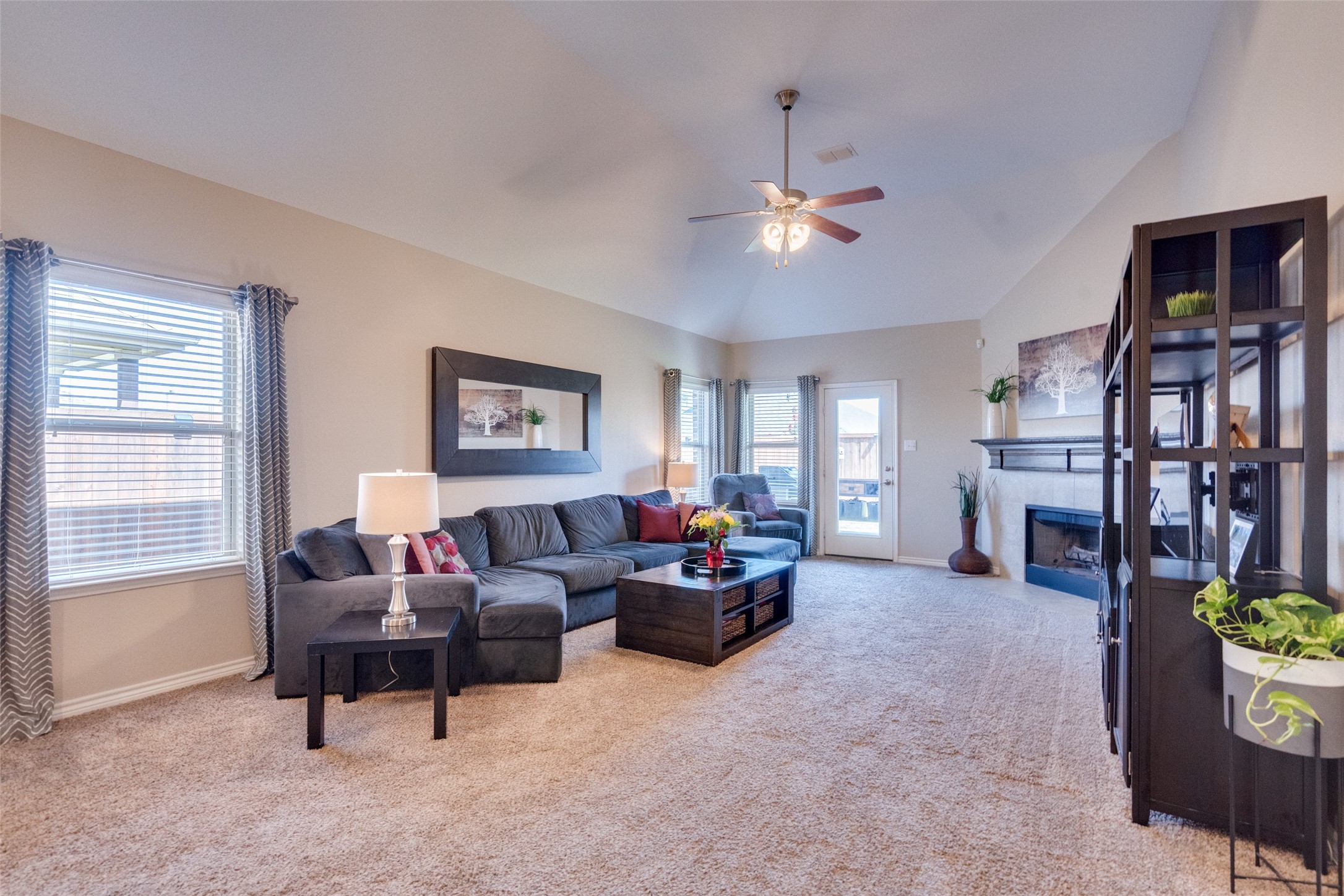 11805 Parade Drive