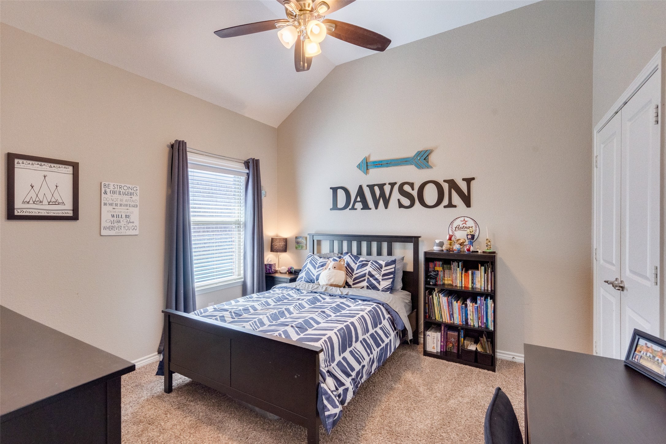 11805 Parade Drive
