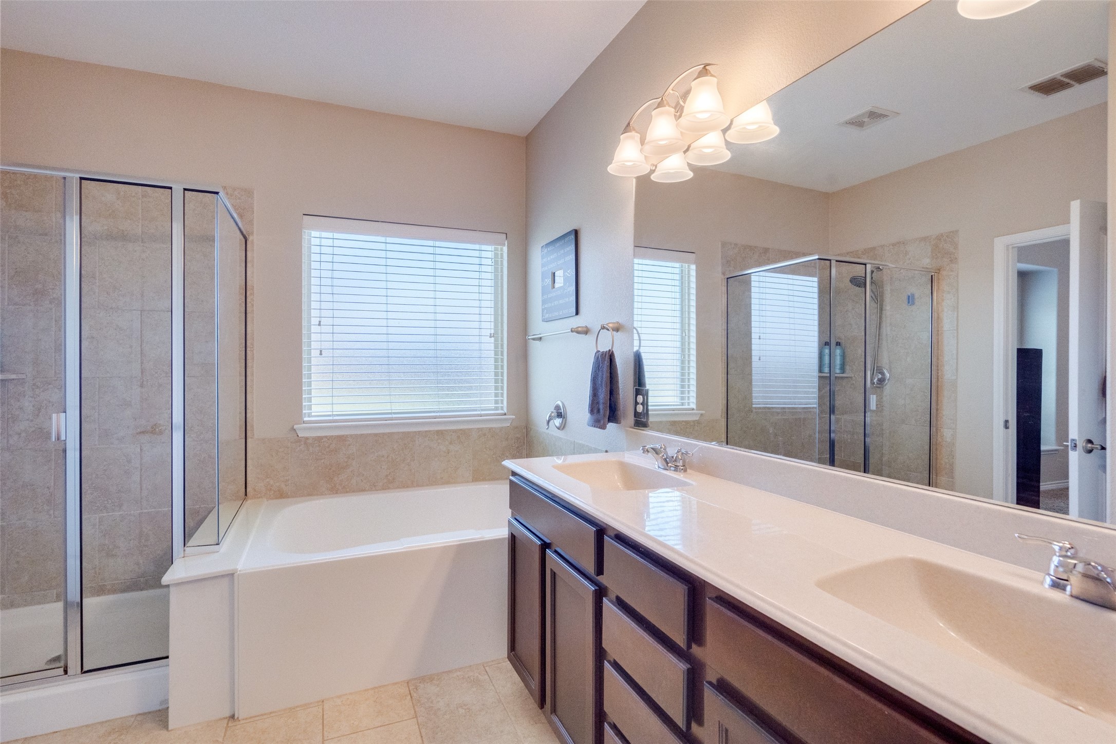 11805 Parade Drive