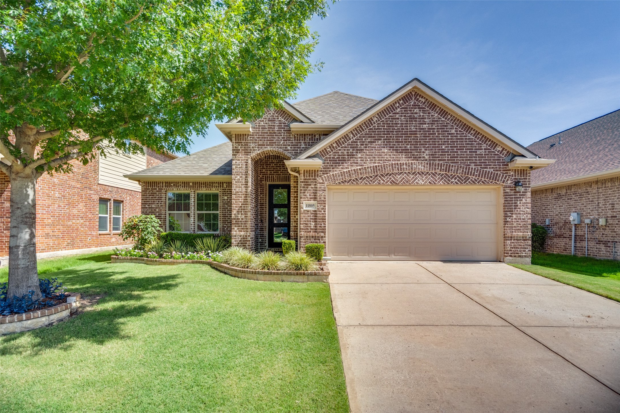 11805 Parade Drive