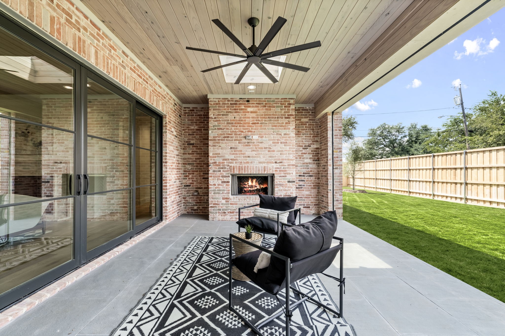 6919 Oriole Drive