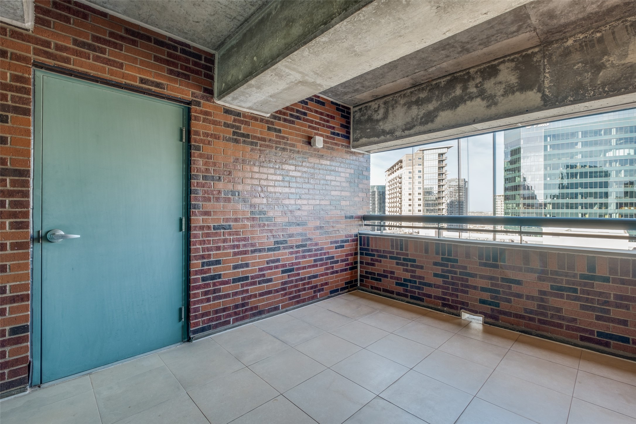 1999 Mckinney Avenue 1806