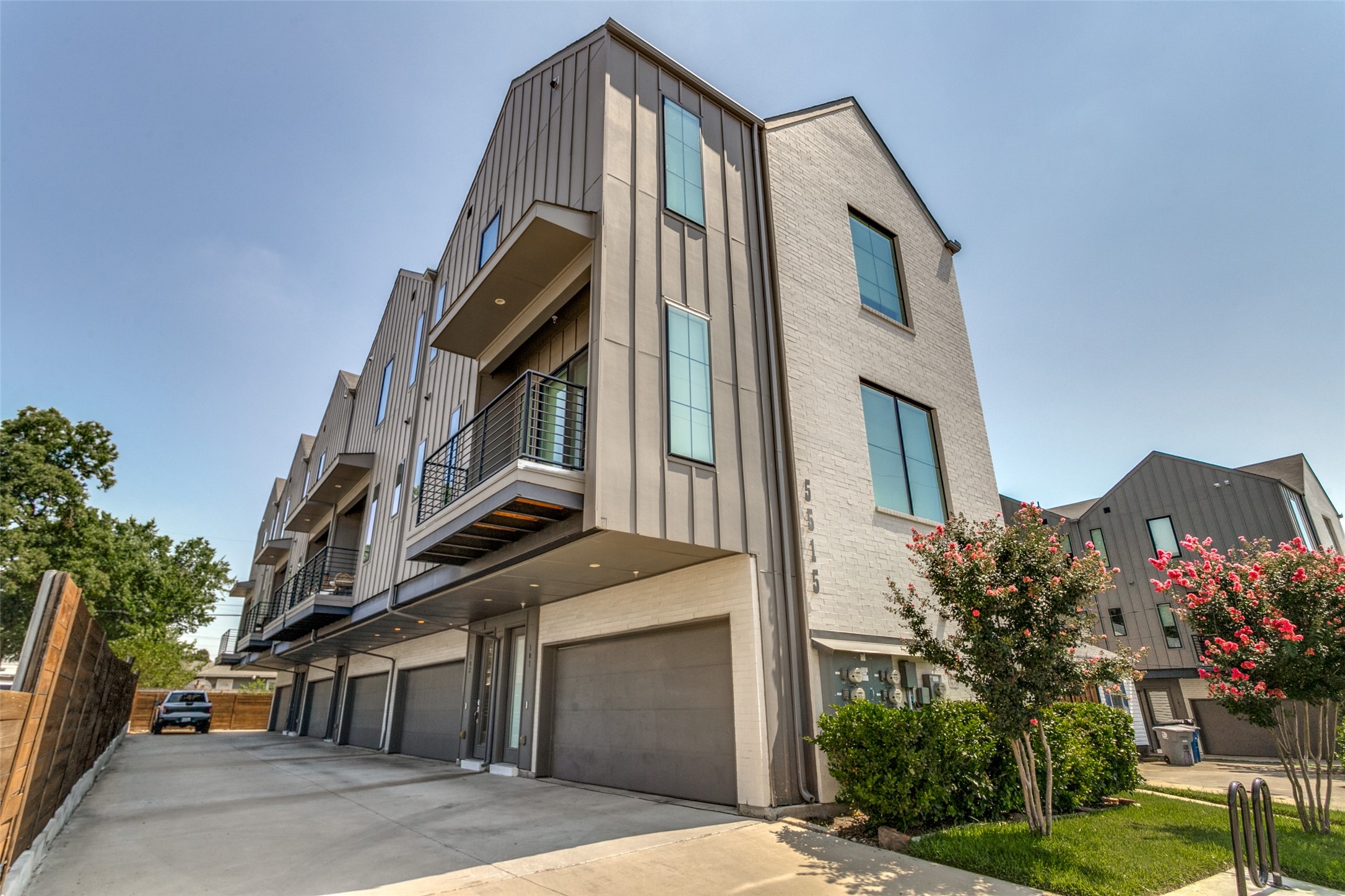 5515 Bryan Parkway 102