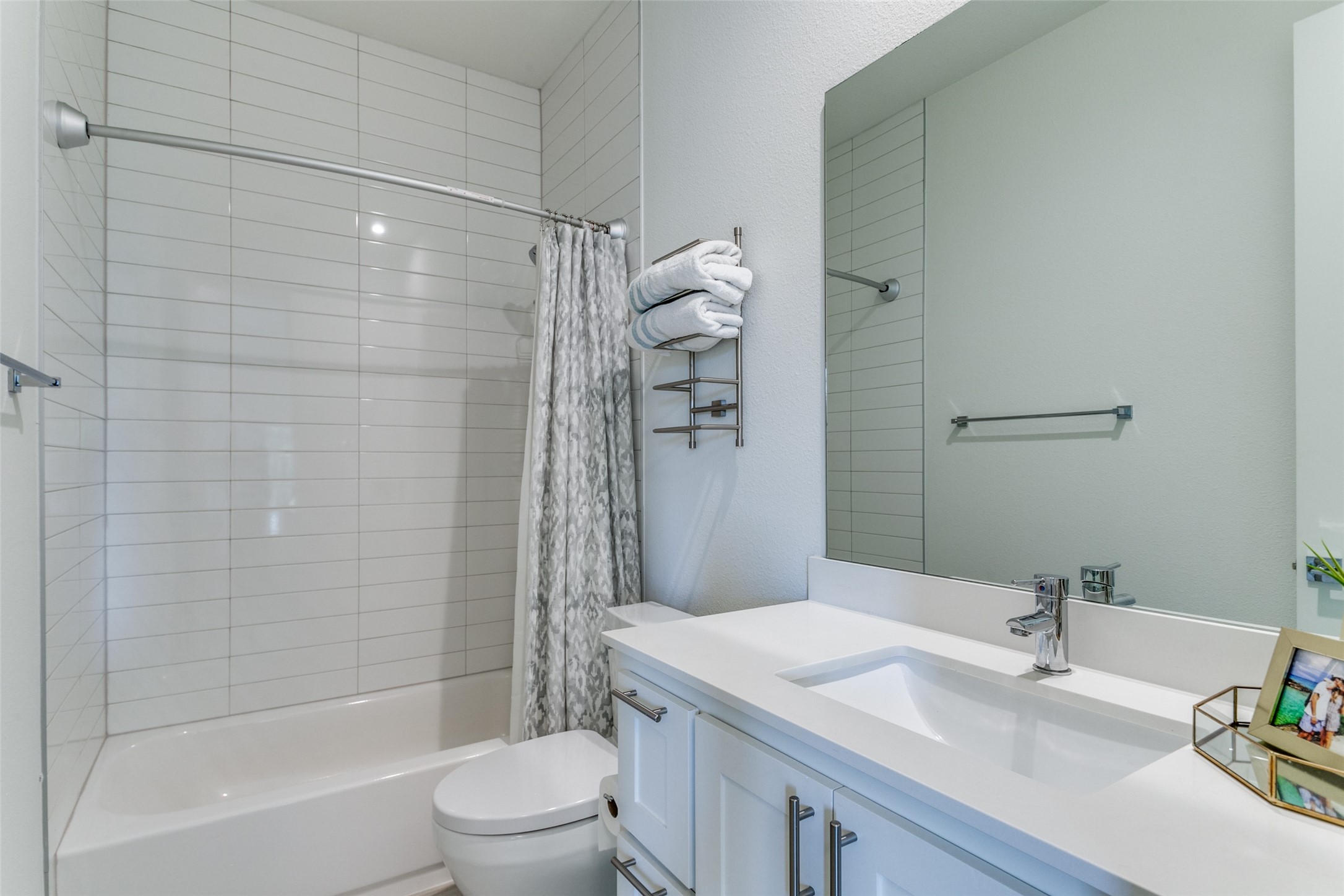 5515 Bryan Parkway 102