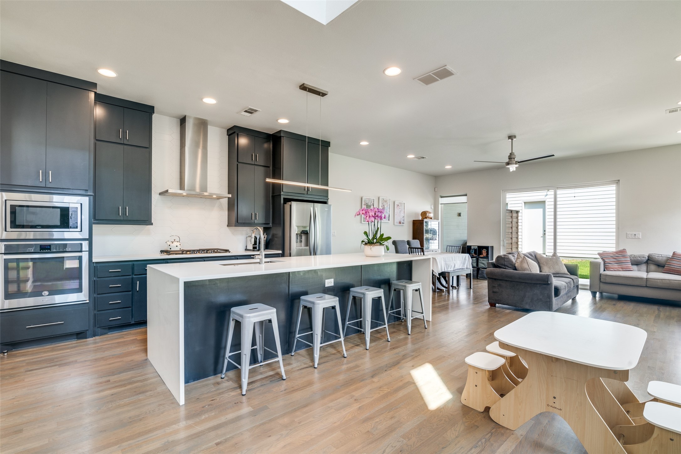 6479 Lontos Drive