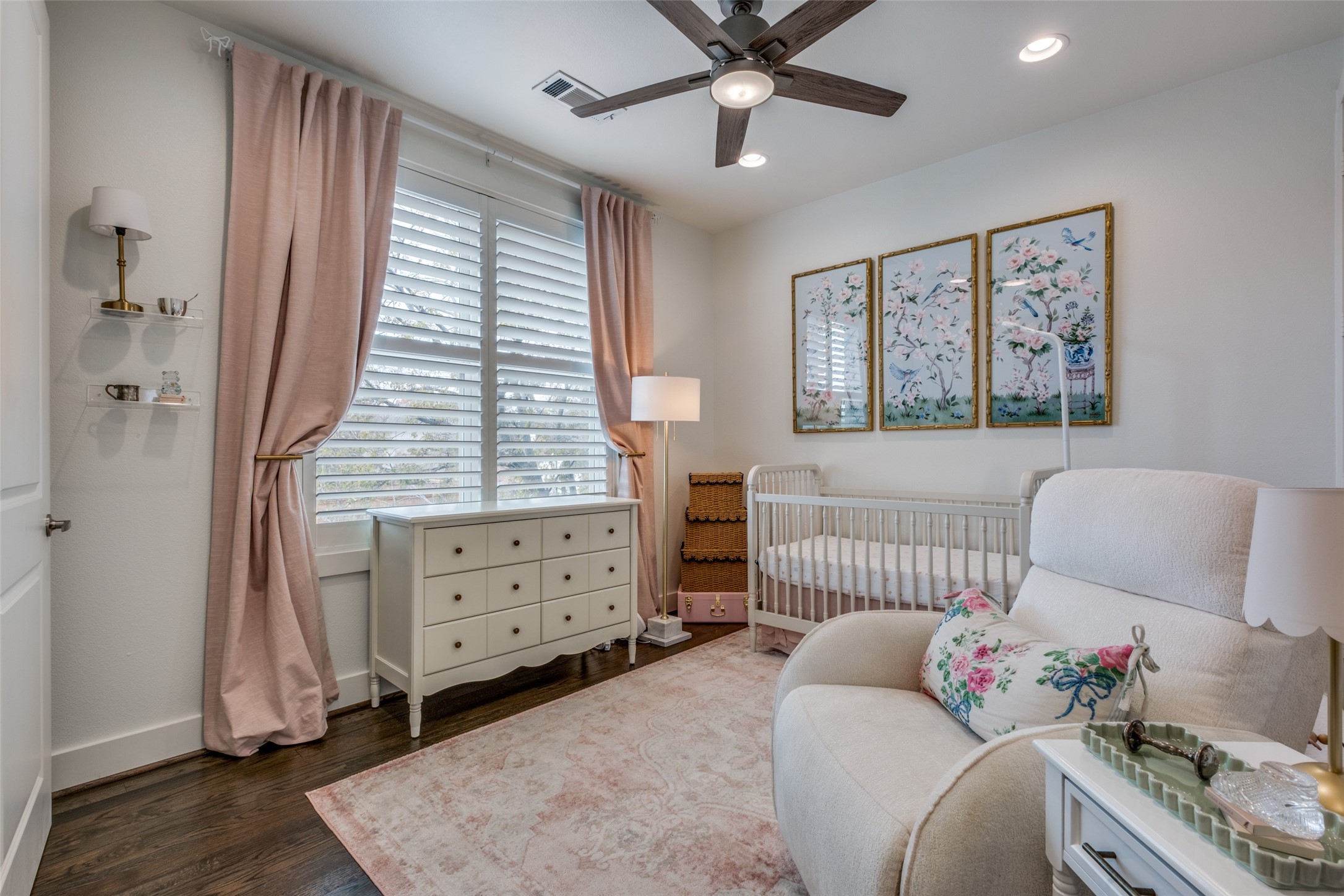 6015 Chimera Court