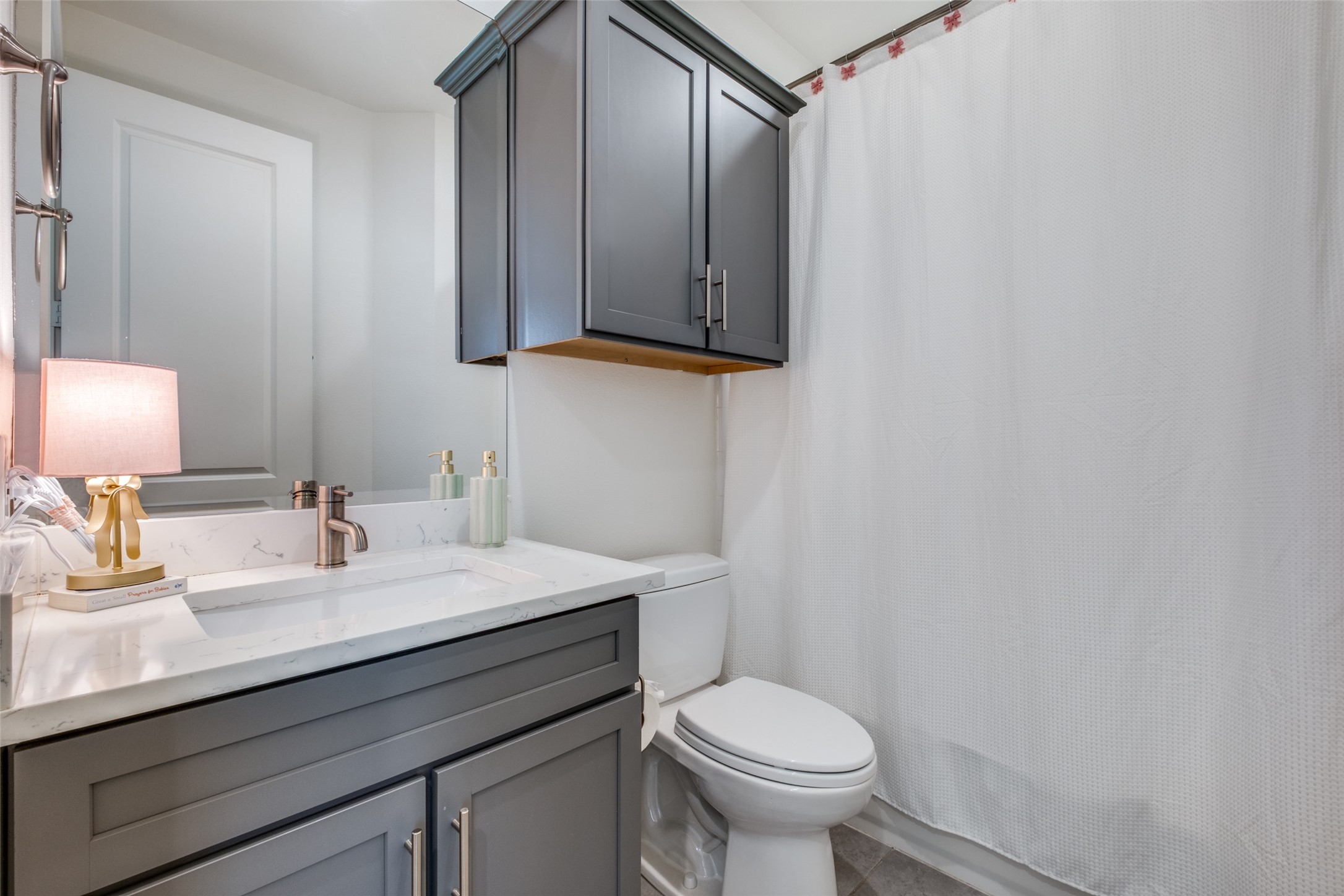 6015 Chimera Court