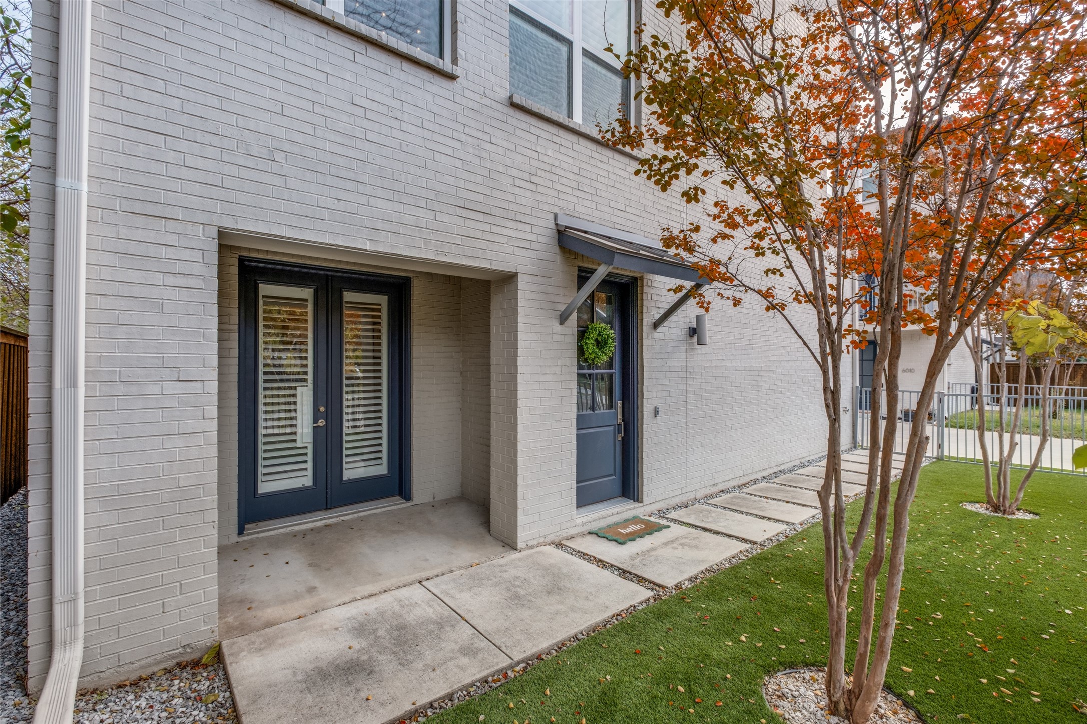 6015 Chimera Court