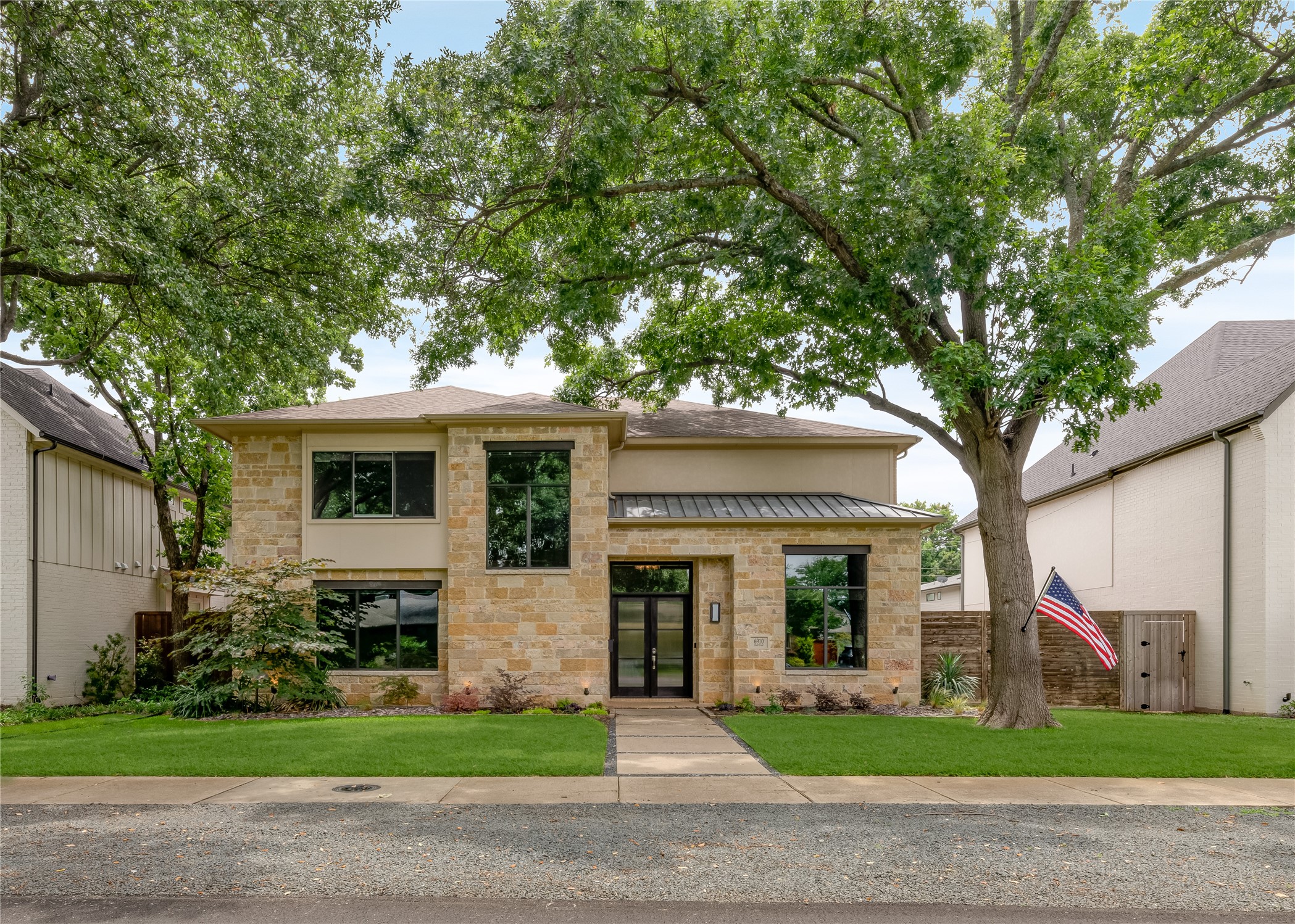 6910 Huff Trail