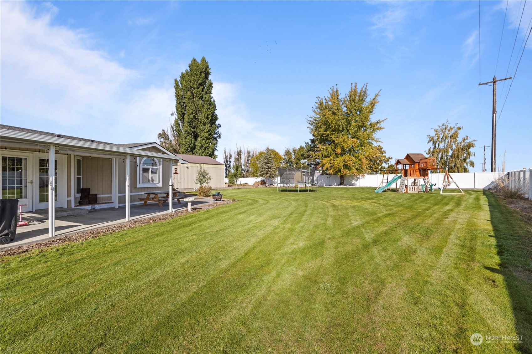 1205 Road E.9 NE