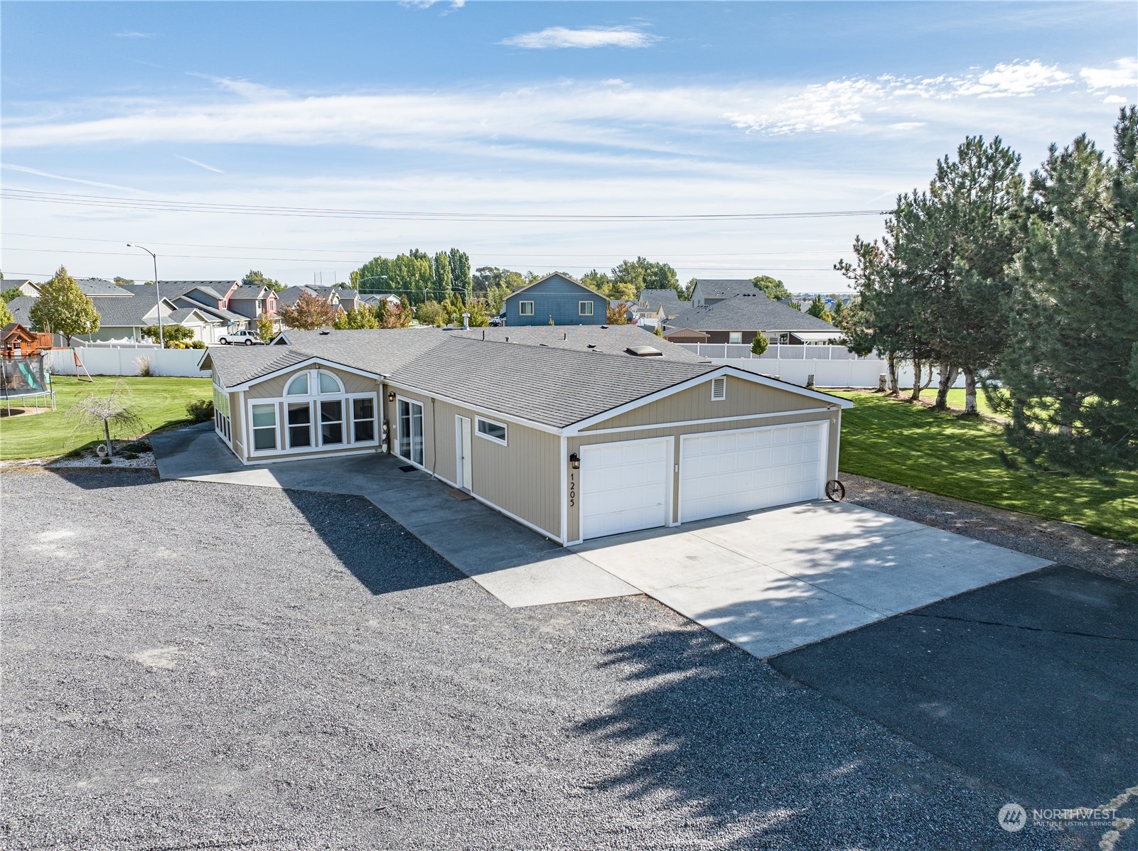 1205 Road E.9 NE