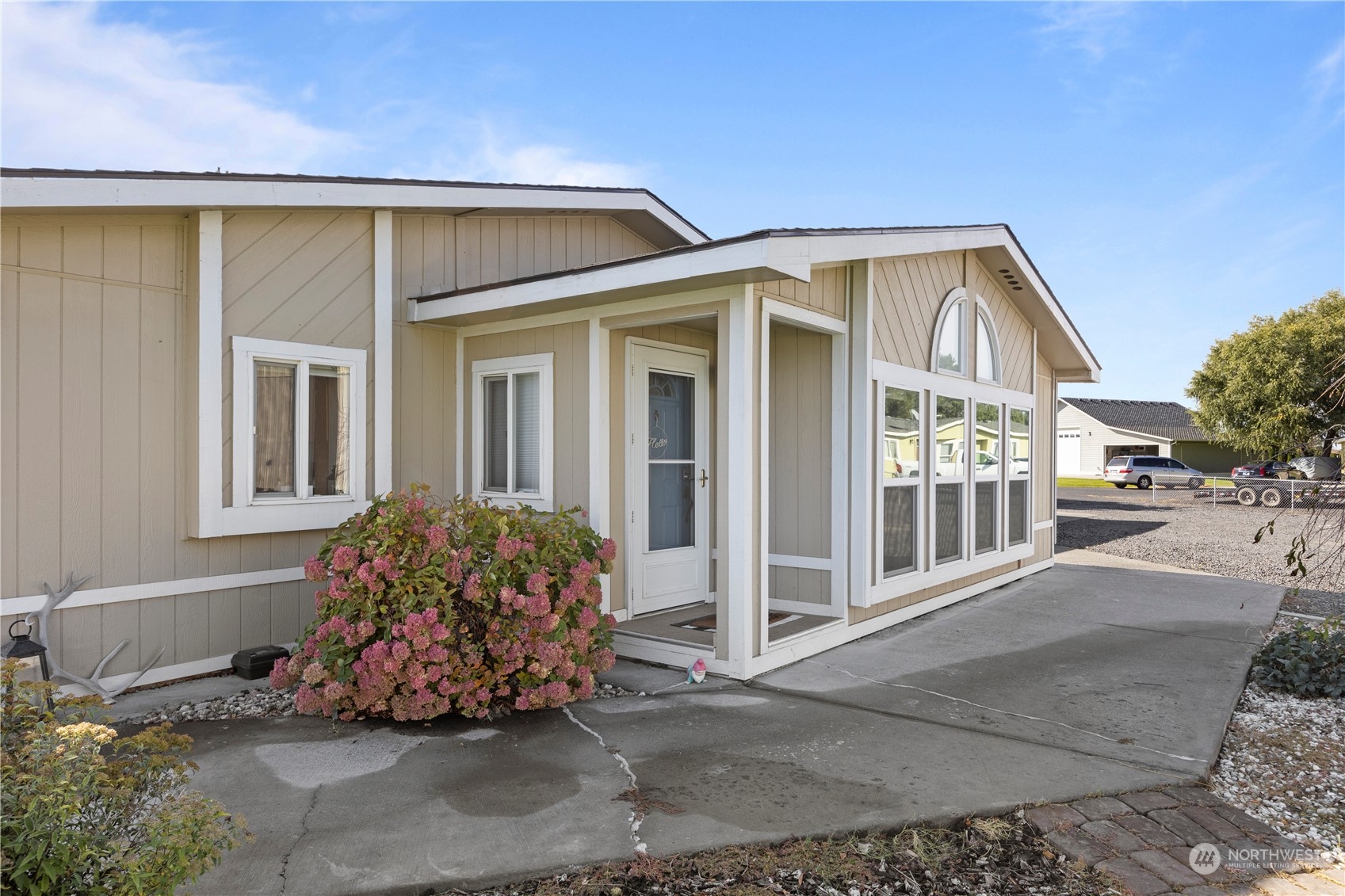 1205 Road E.9 NE