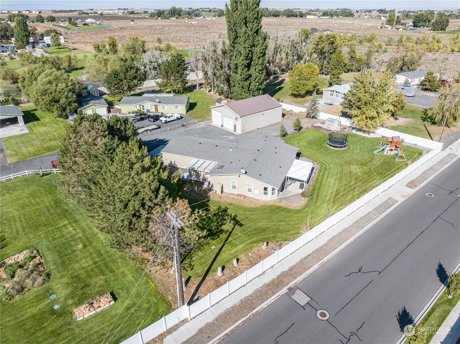 1205 Road E.9 NE
