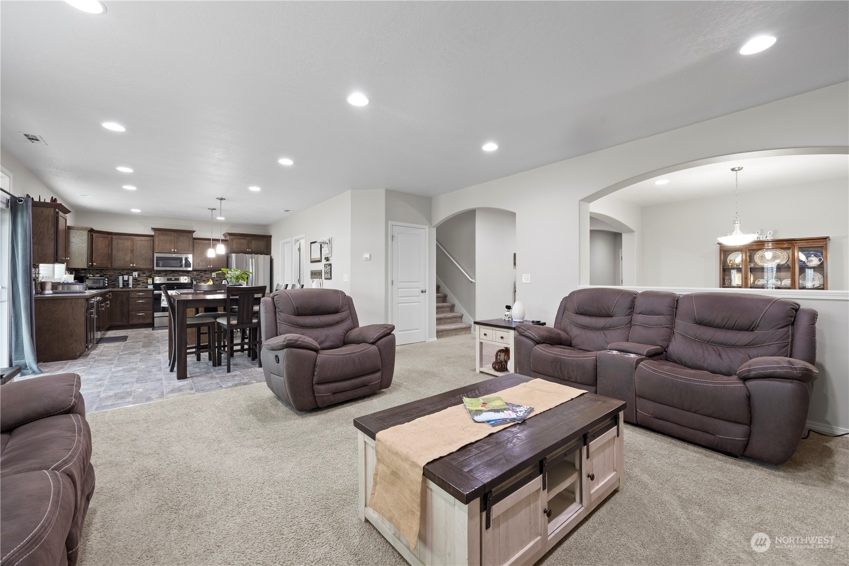 1345 E Nen Drive