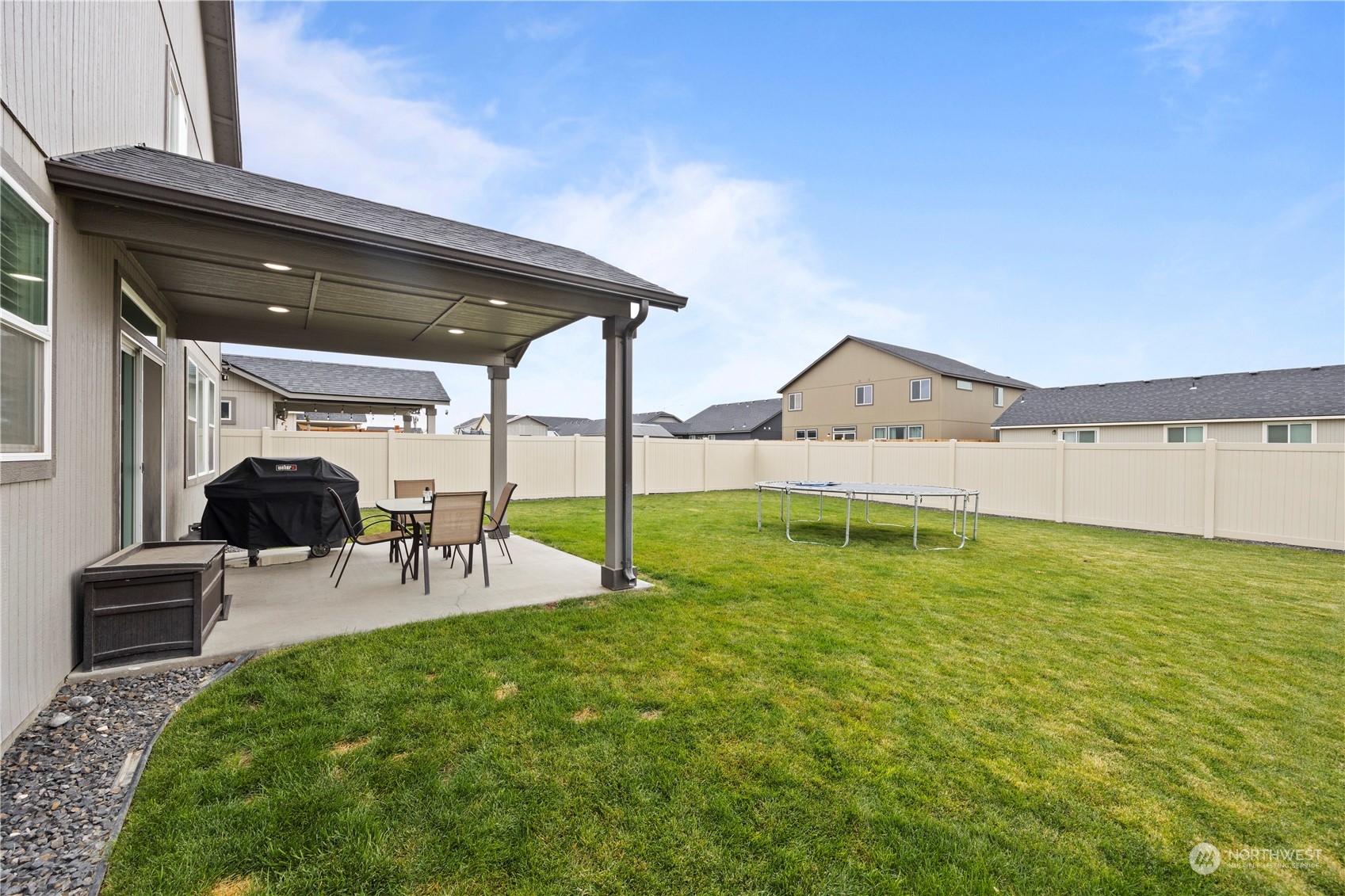 1345 E Nen Drive