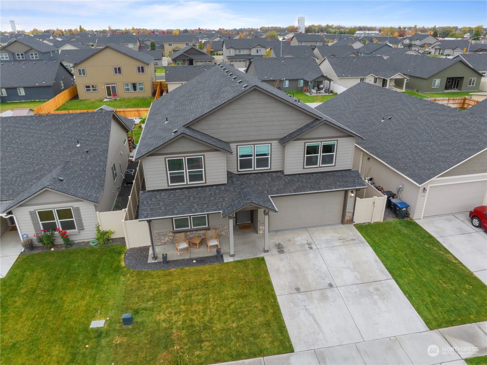 1345 E Nen Drive