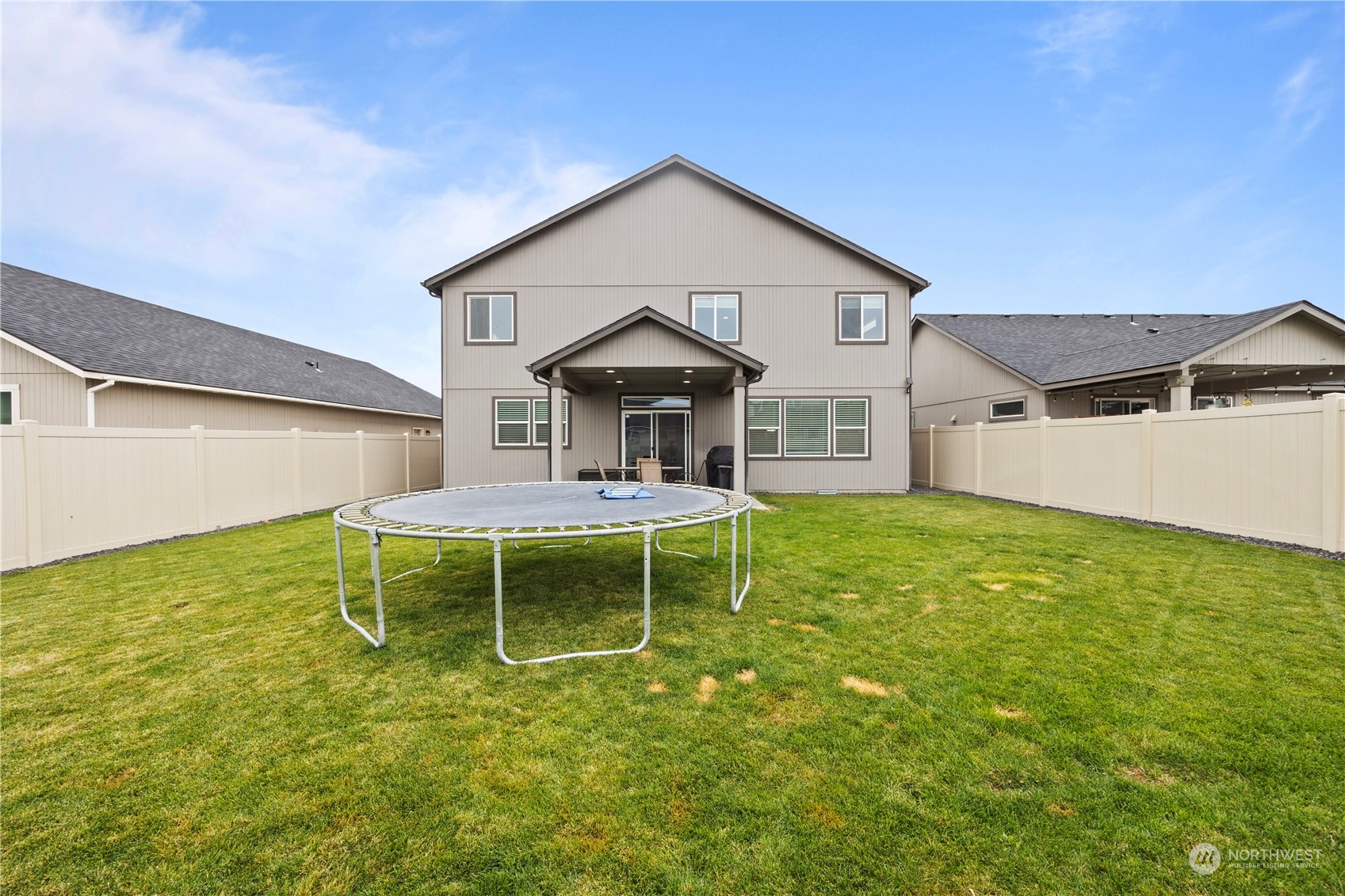 1345 E Nen Drive