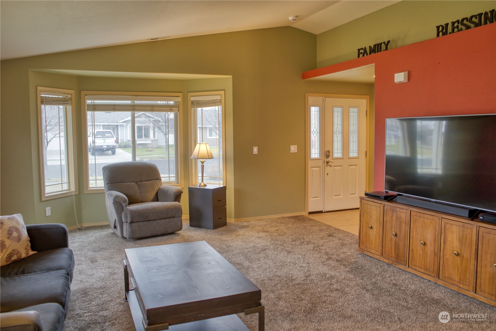 1408 E Greens Loop Road