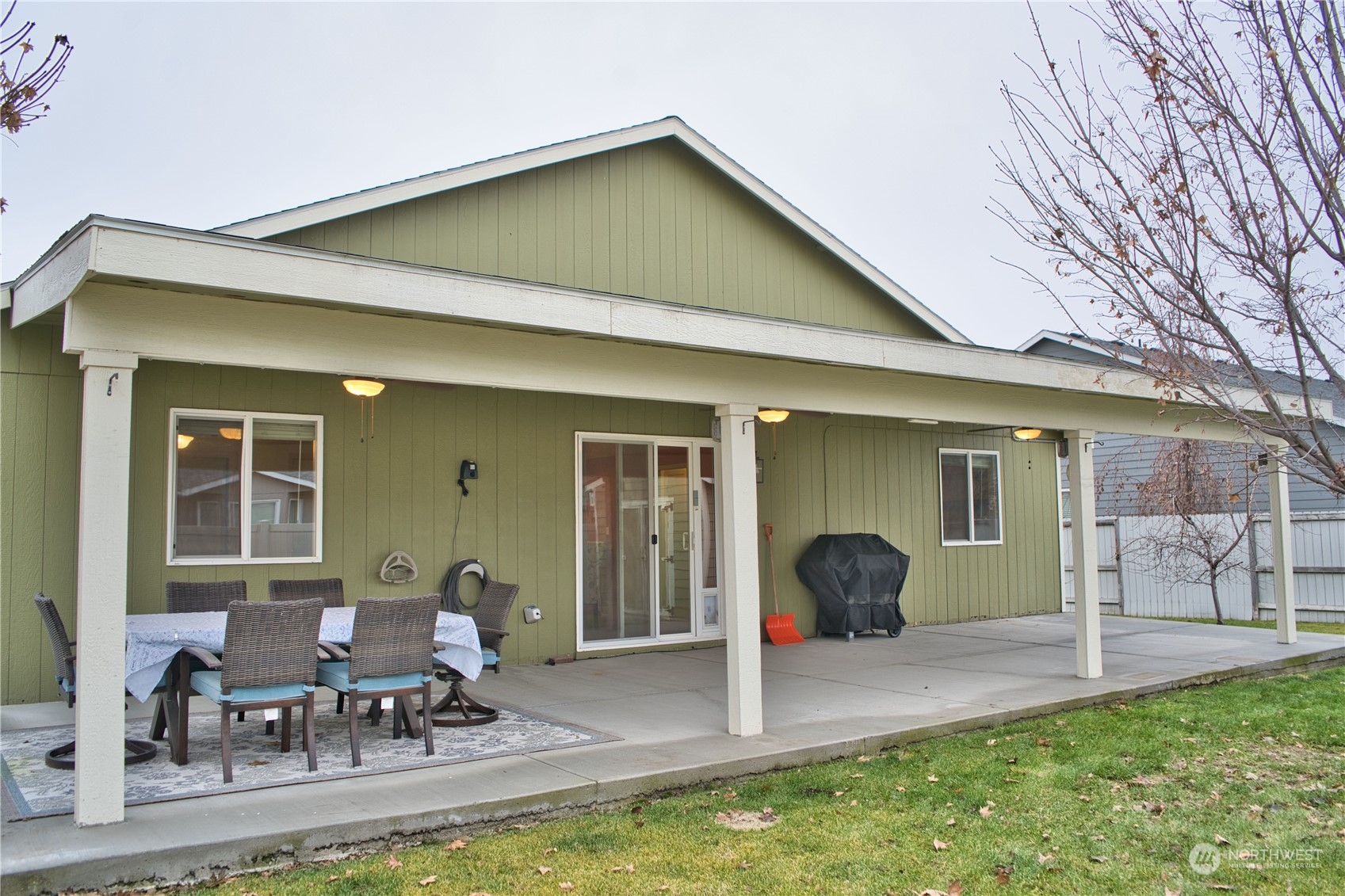 1408 E Greens Loop Road