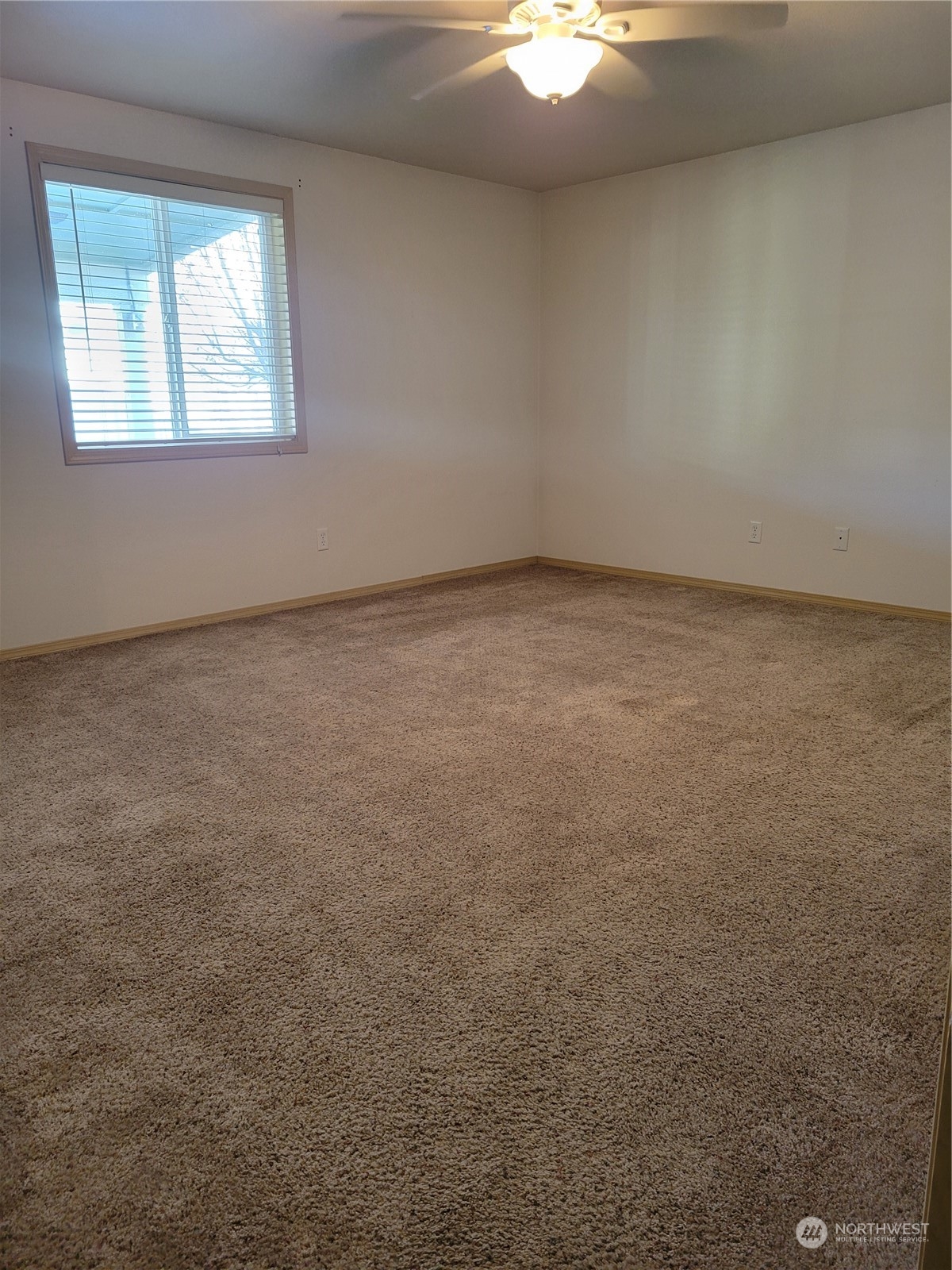 1408 E Greens Loop Road