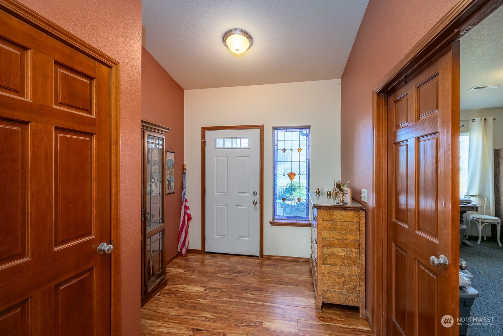 1702 Rd E NE