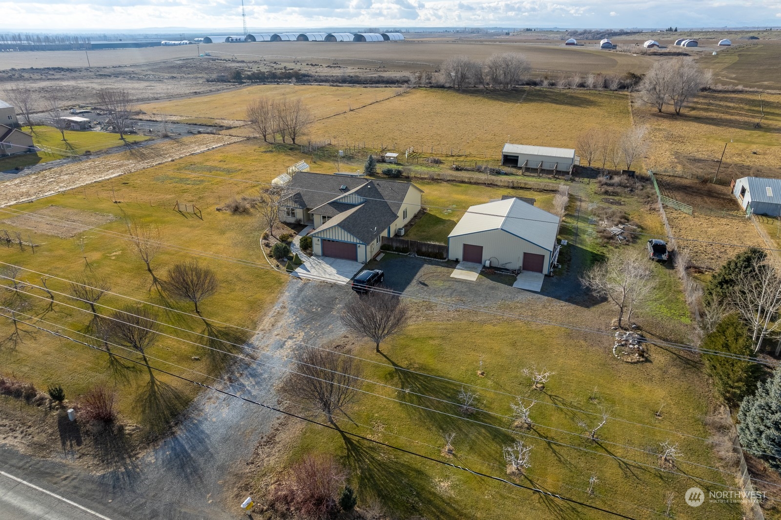 1702 Rd E NE