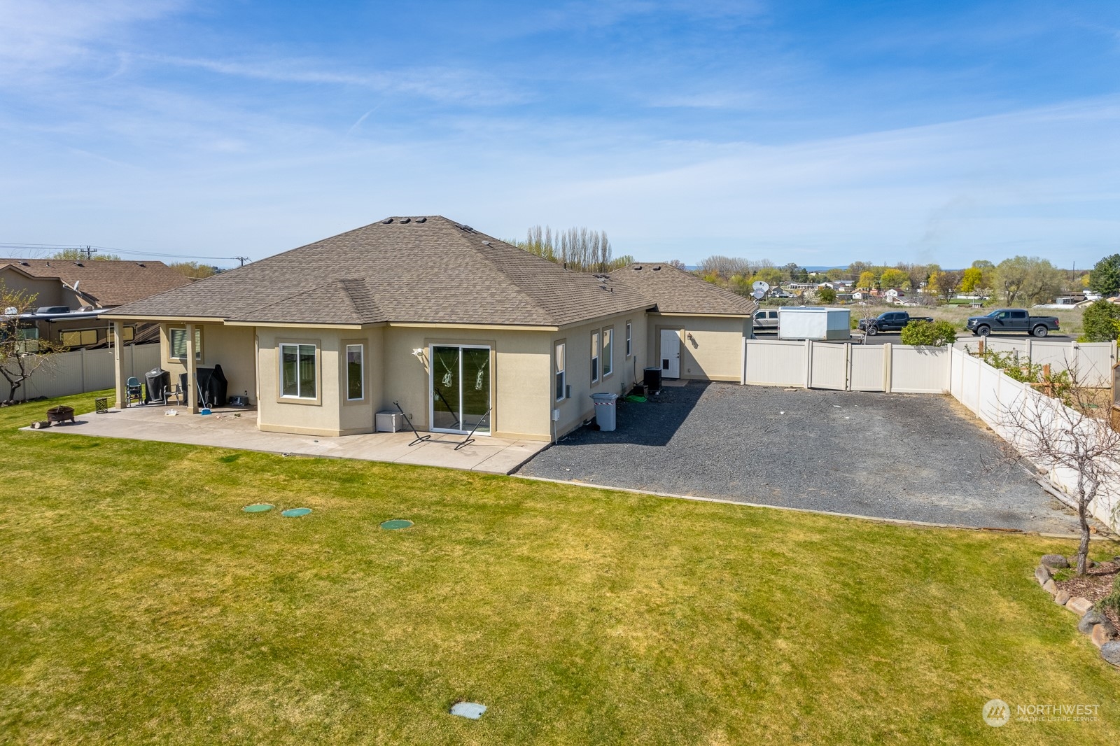 7849 Blue Jay Drive NE
