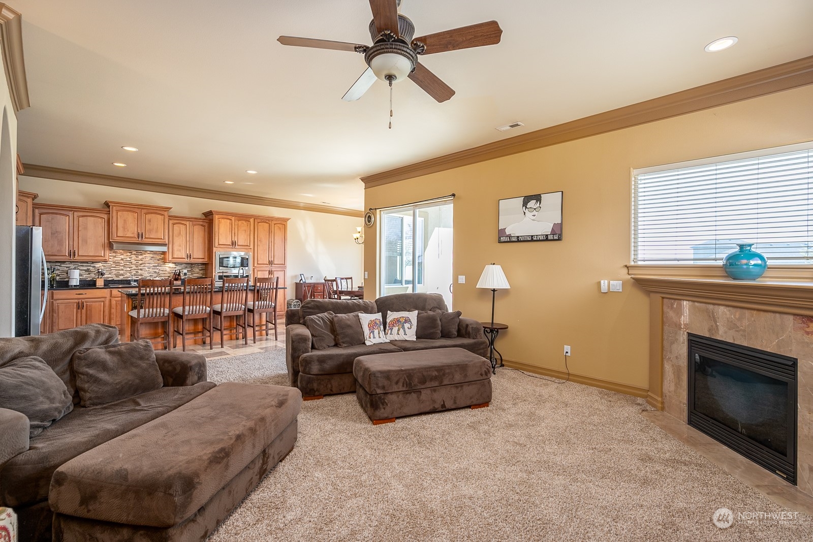 7849 Blue Jay Drive NE